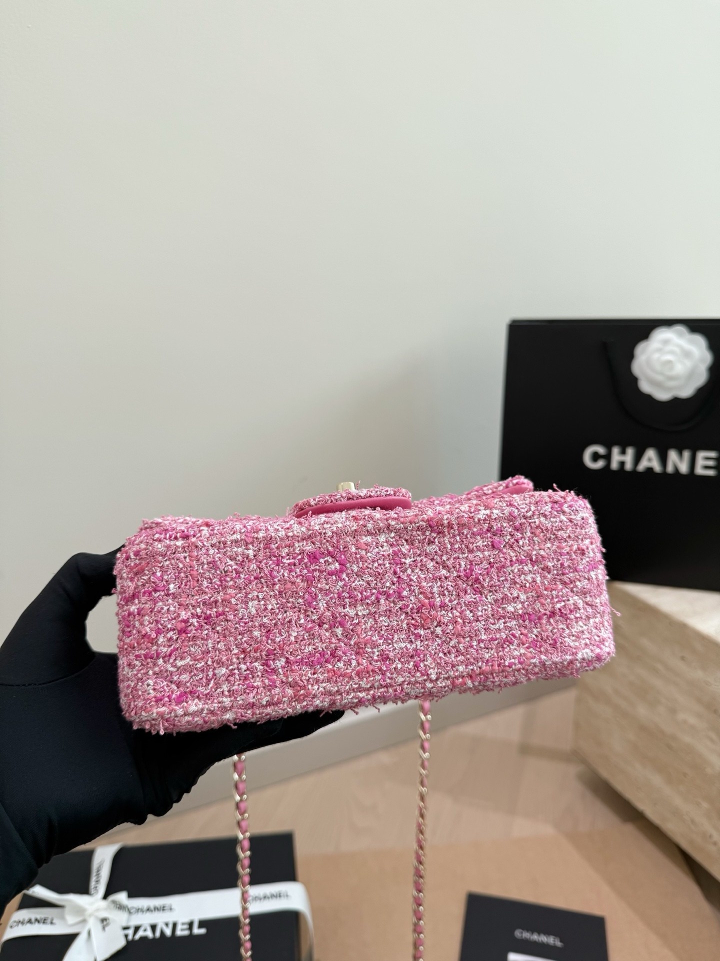 (Chanel) Mini sac à rabat avec poignée en tweed