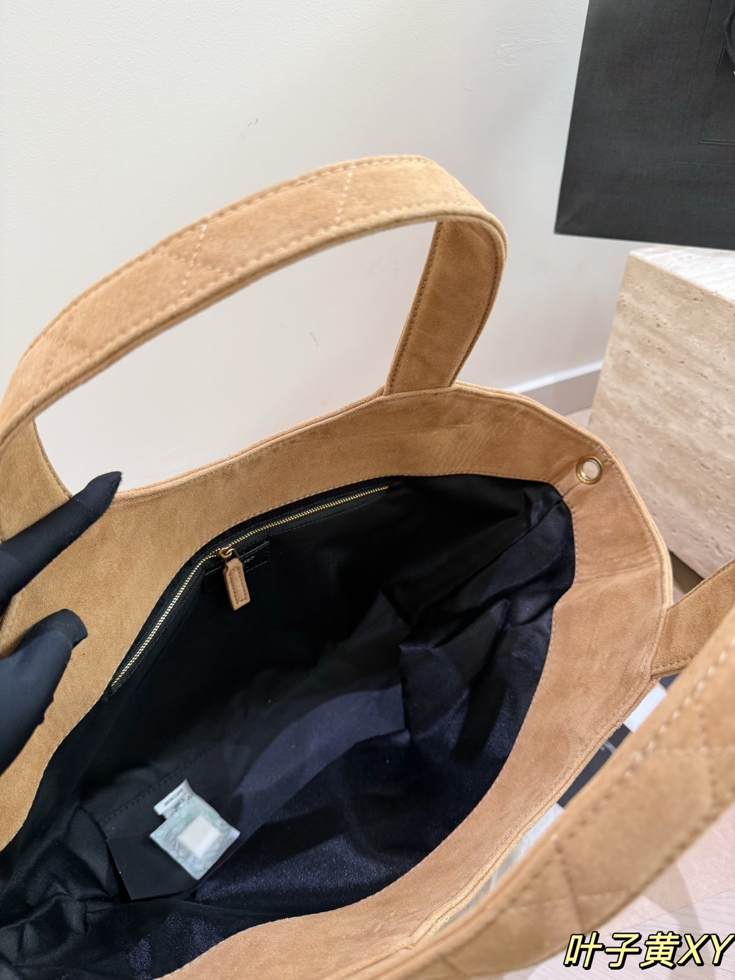 Sac à main moyen matelassé en daim Saint Laurent Icare