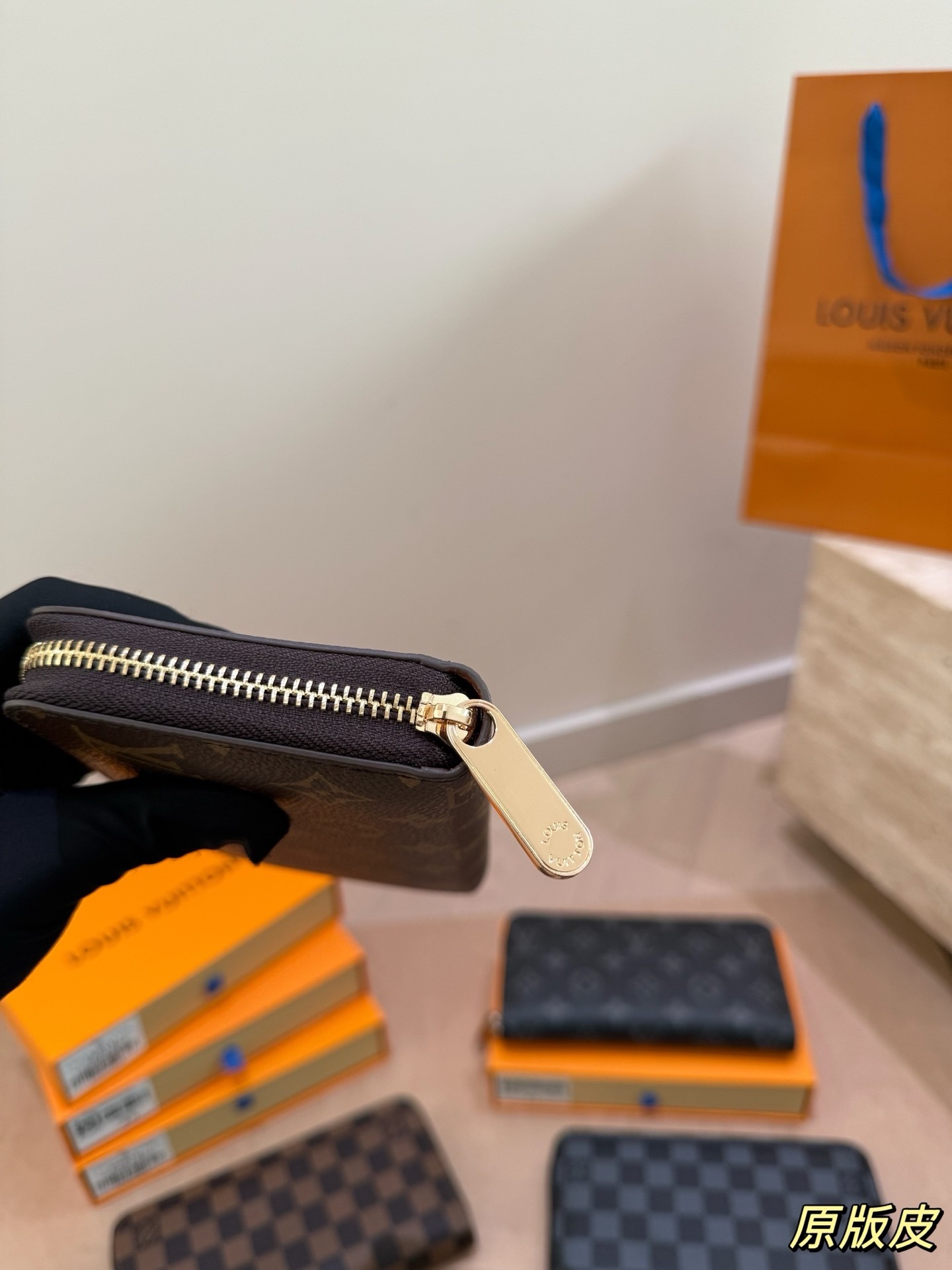 (Louis Vuitton) Zippy