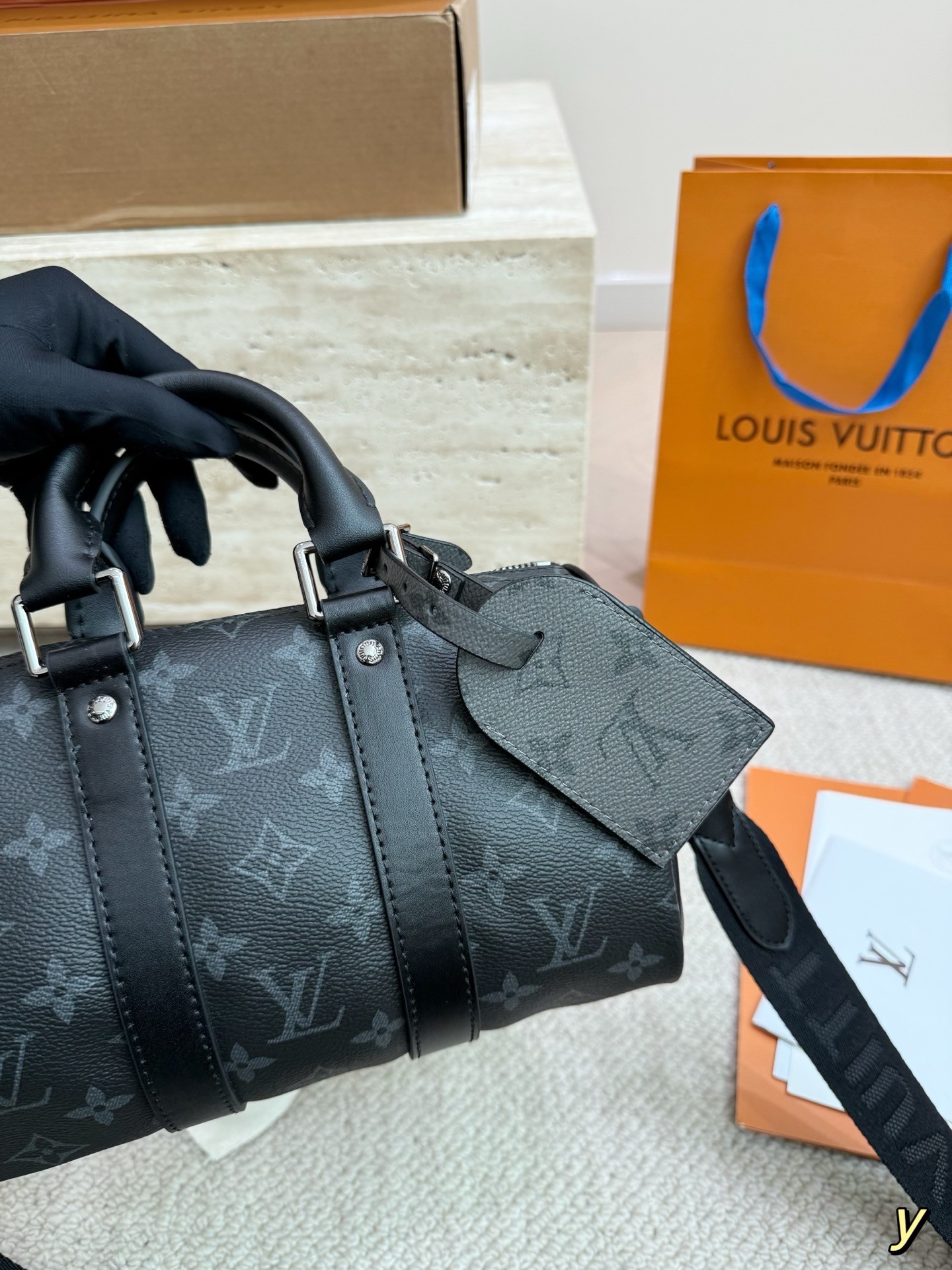 （Louis Vuitton）Keepall Bandoulière 25