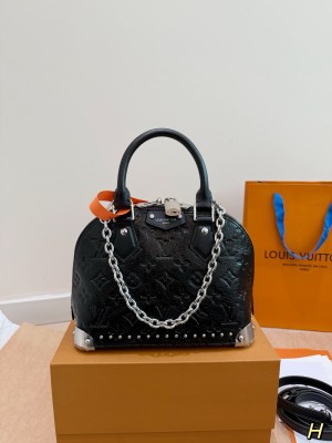 （Louis Vuitton） Alma Trunk BB