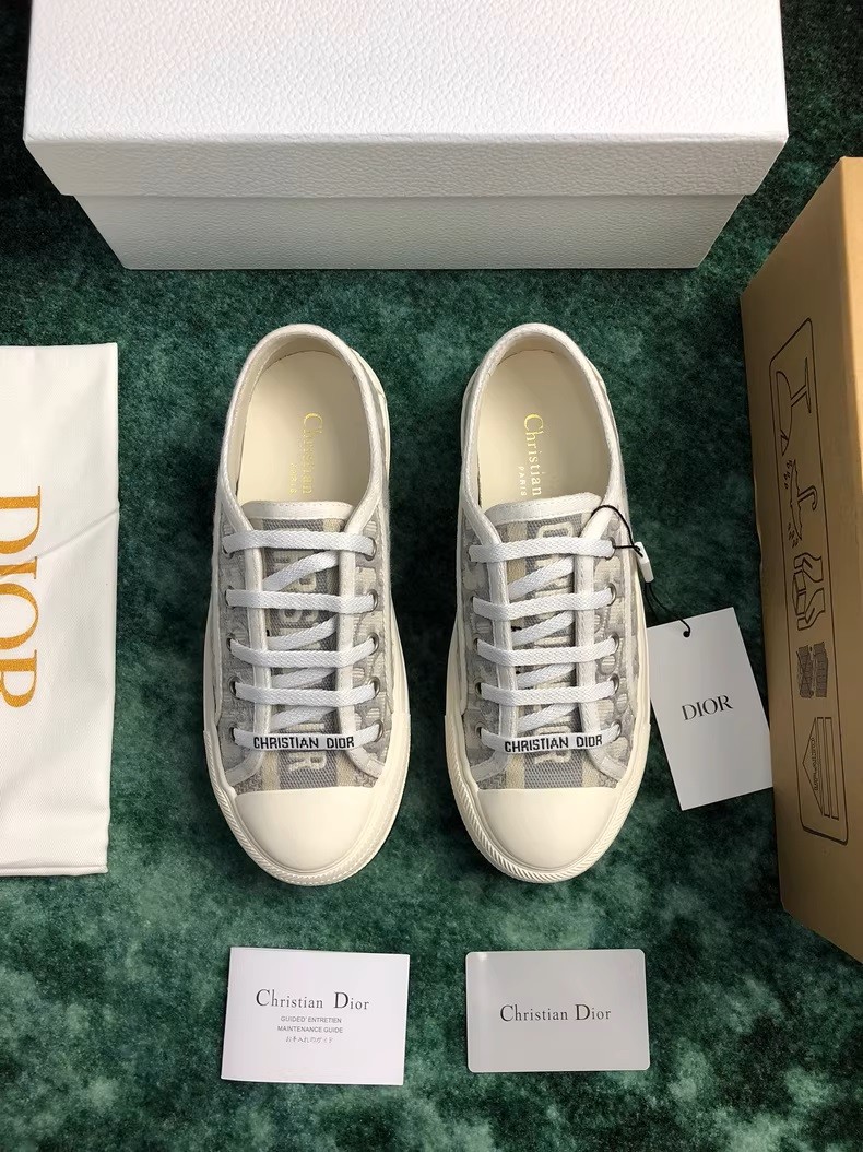 Dior Walk'n'Dior Sneakers