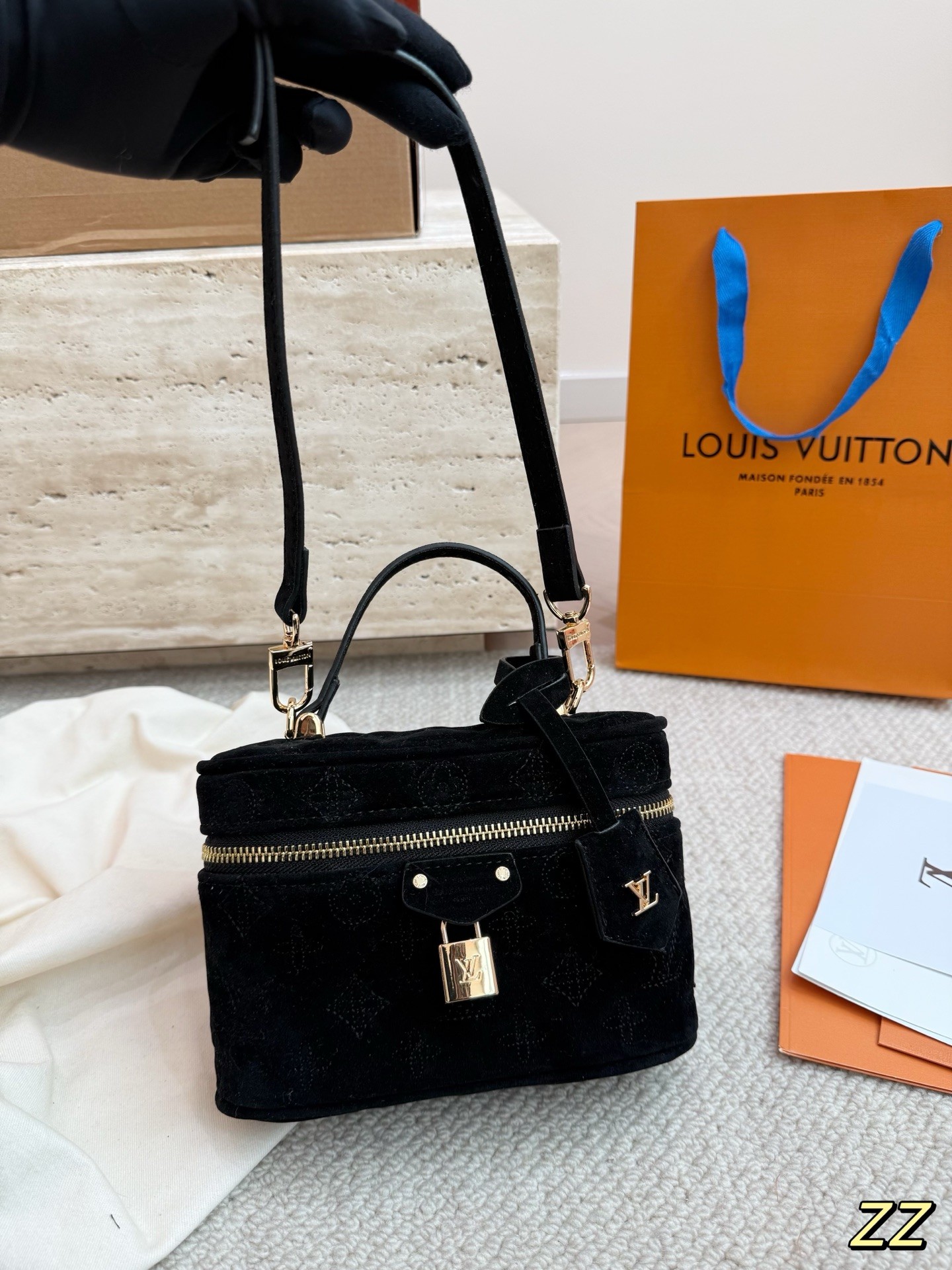 Louis Vuitton   Vanity PM