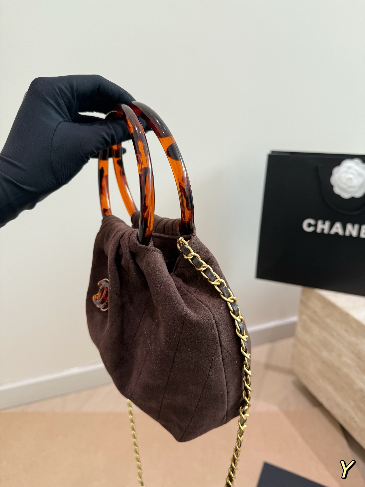 （Chanel）Small Hobo Bag