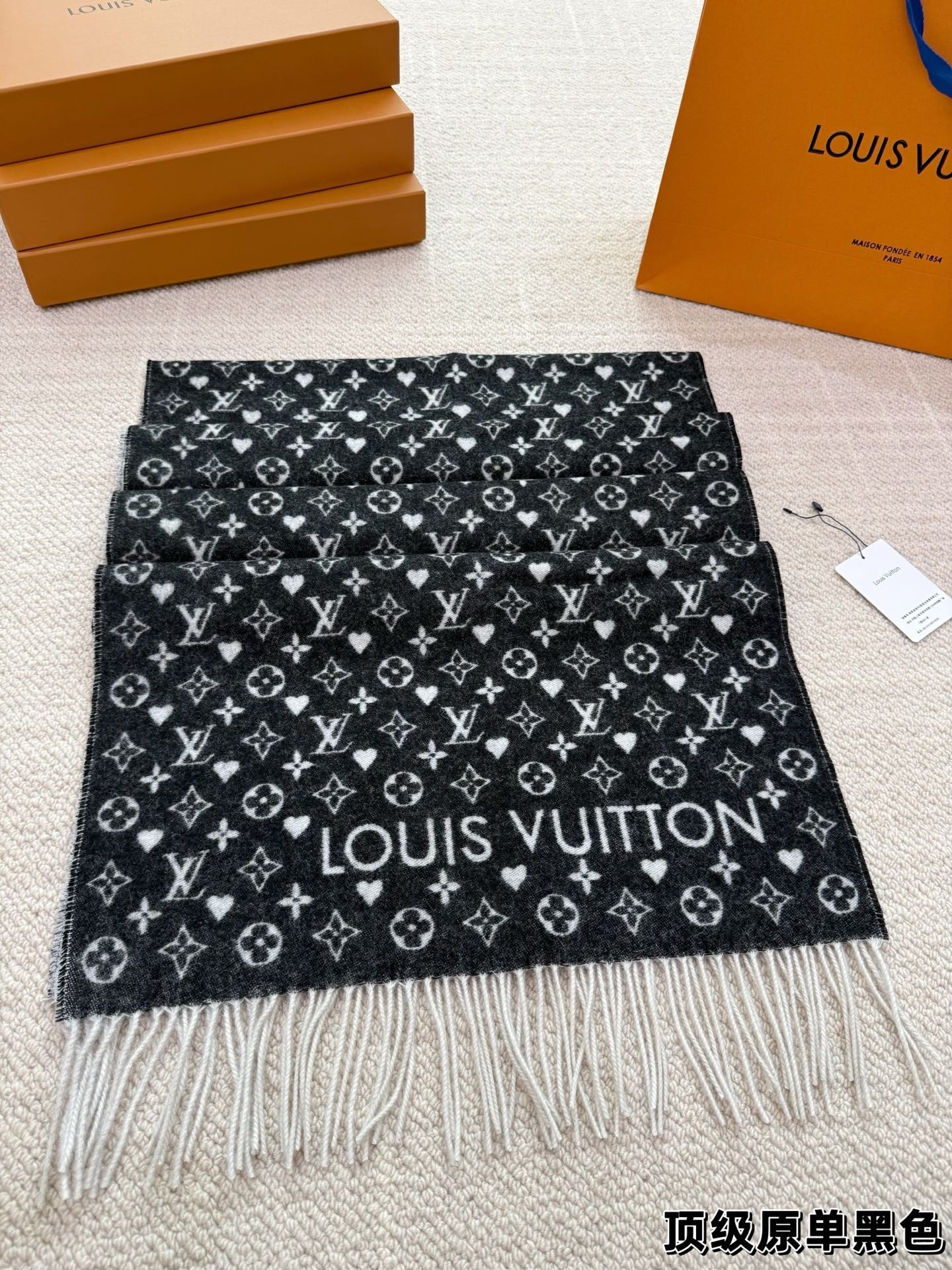 （Louis Vuitton）Game On
