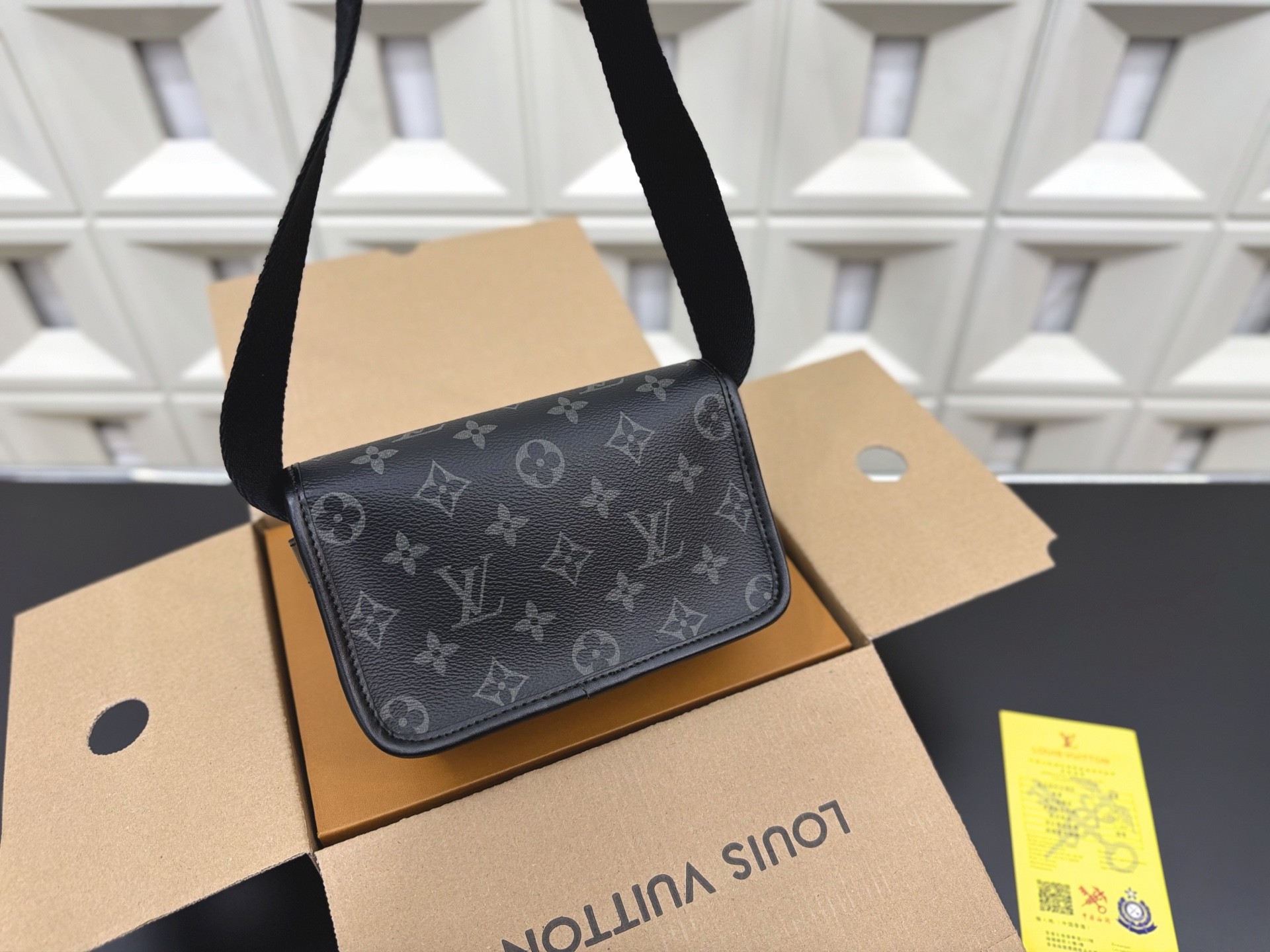 （Louis Vuitton）Bosphore
