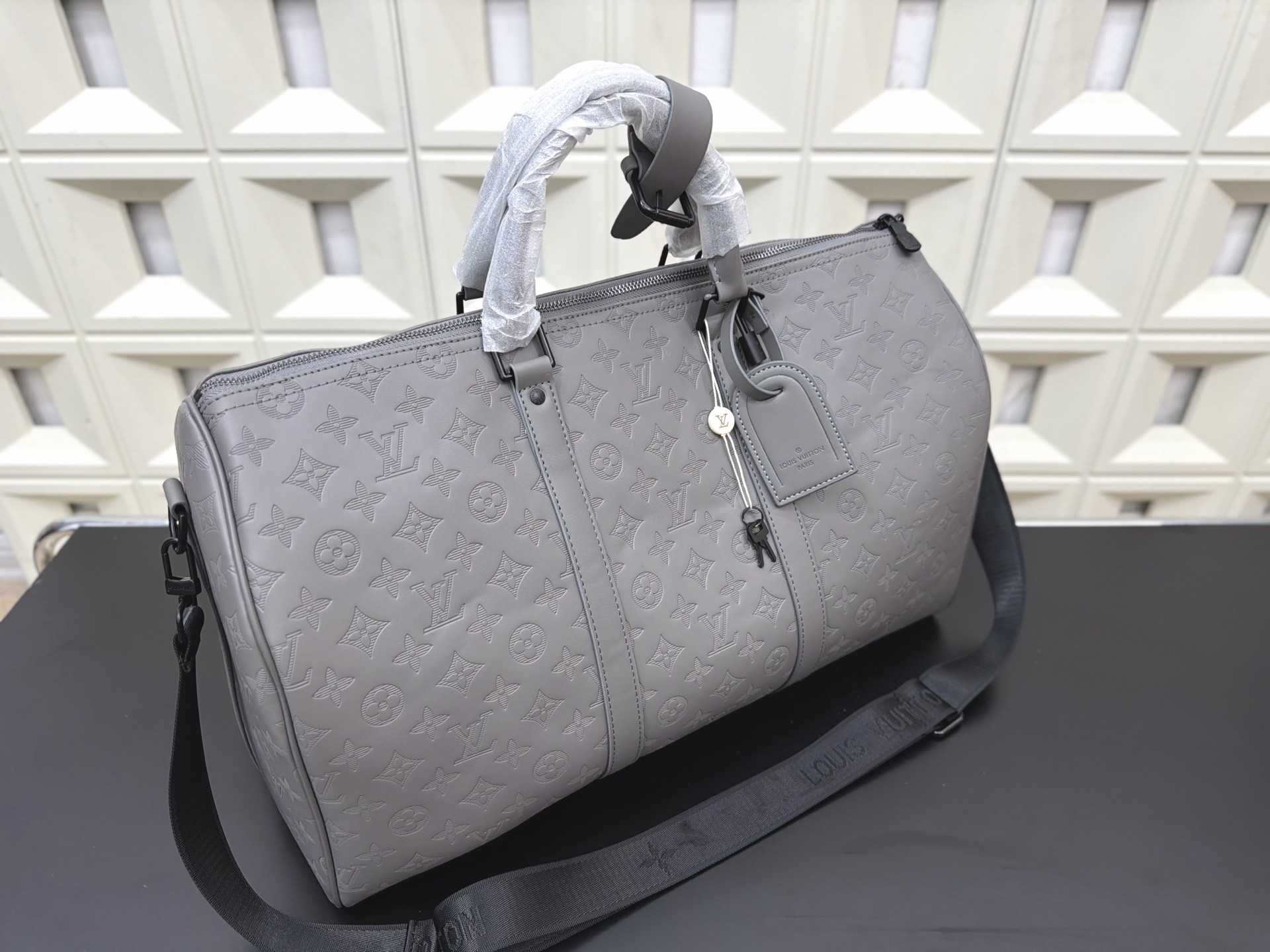 Louis Vuitton  Keepall Bandoulière 50 Monogram Shadow