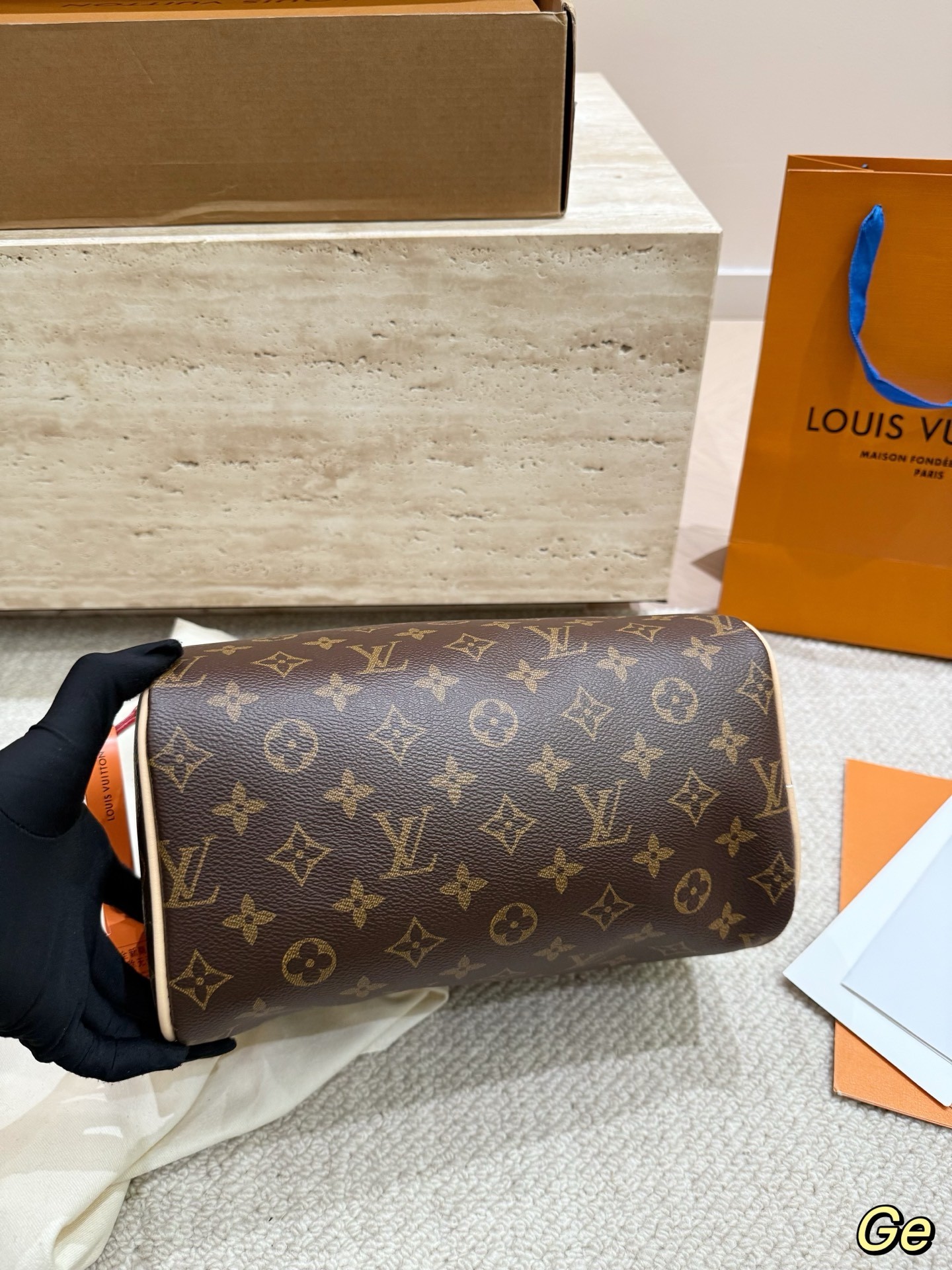 （Louis Vuitton） Dopp Kit