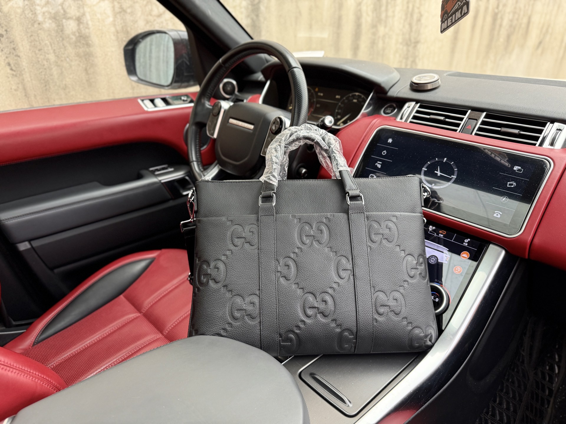 (Gucci) GG Embossed Briefcase