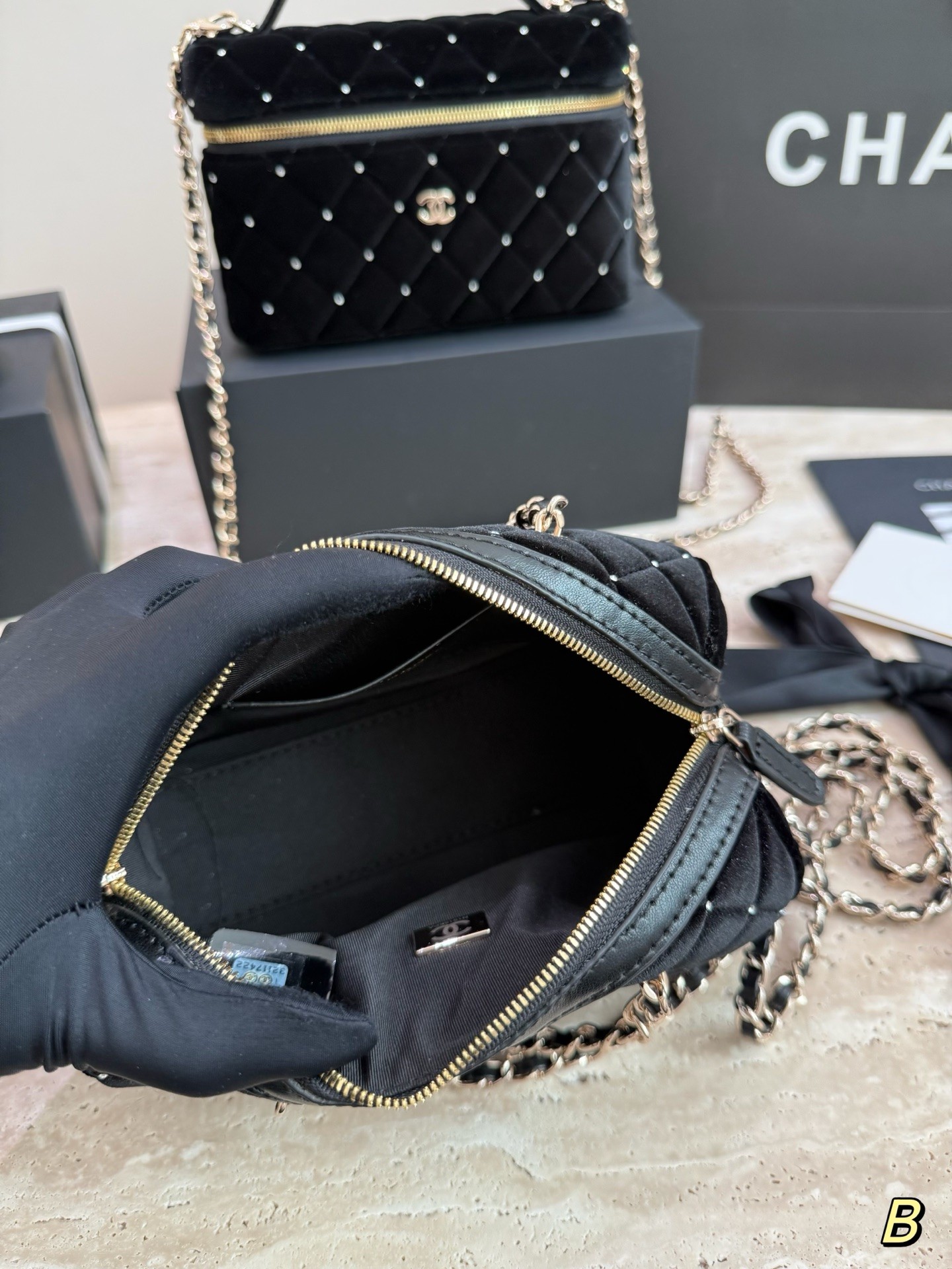 （Chanel）Vanity Case