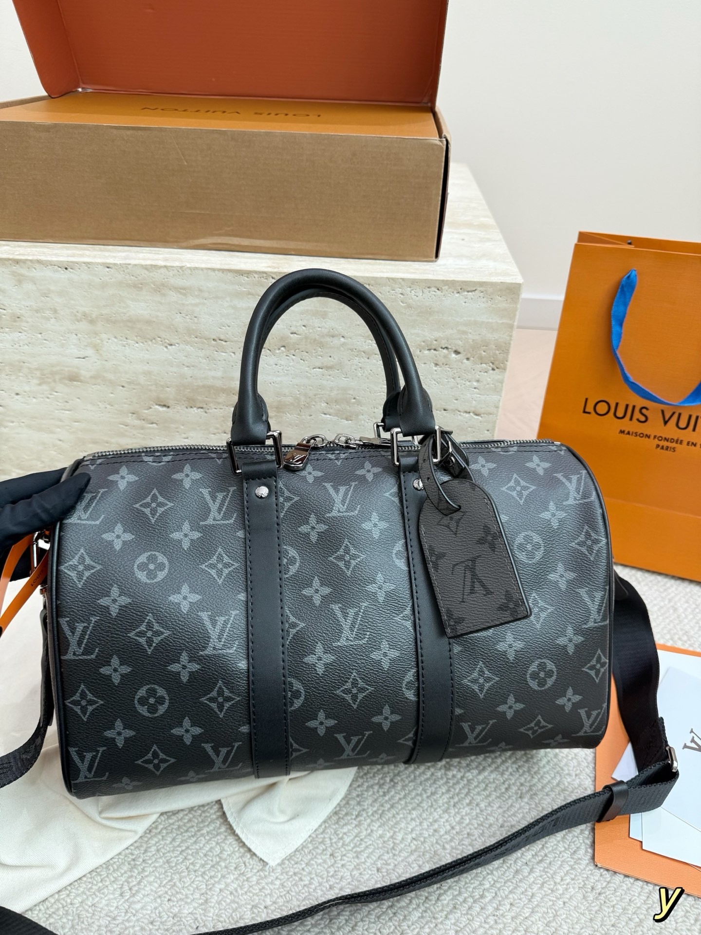 （Louis Vuitton） Keepall Bandoulière 35 Monogram Eclipse