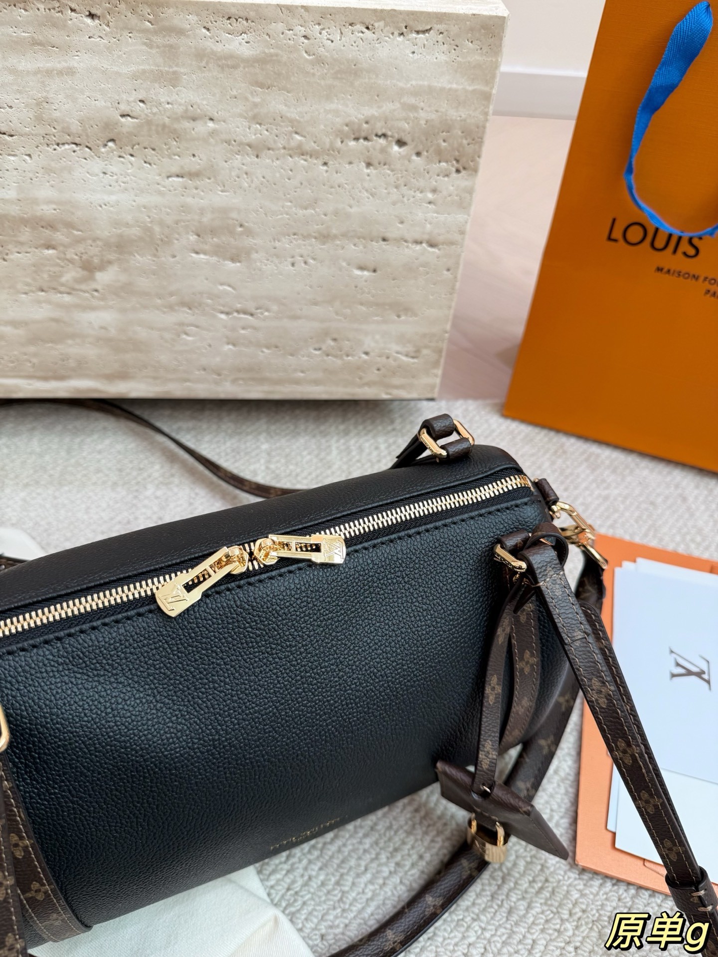 （Louis Vuitton） Express PM
