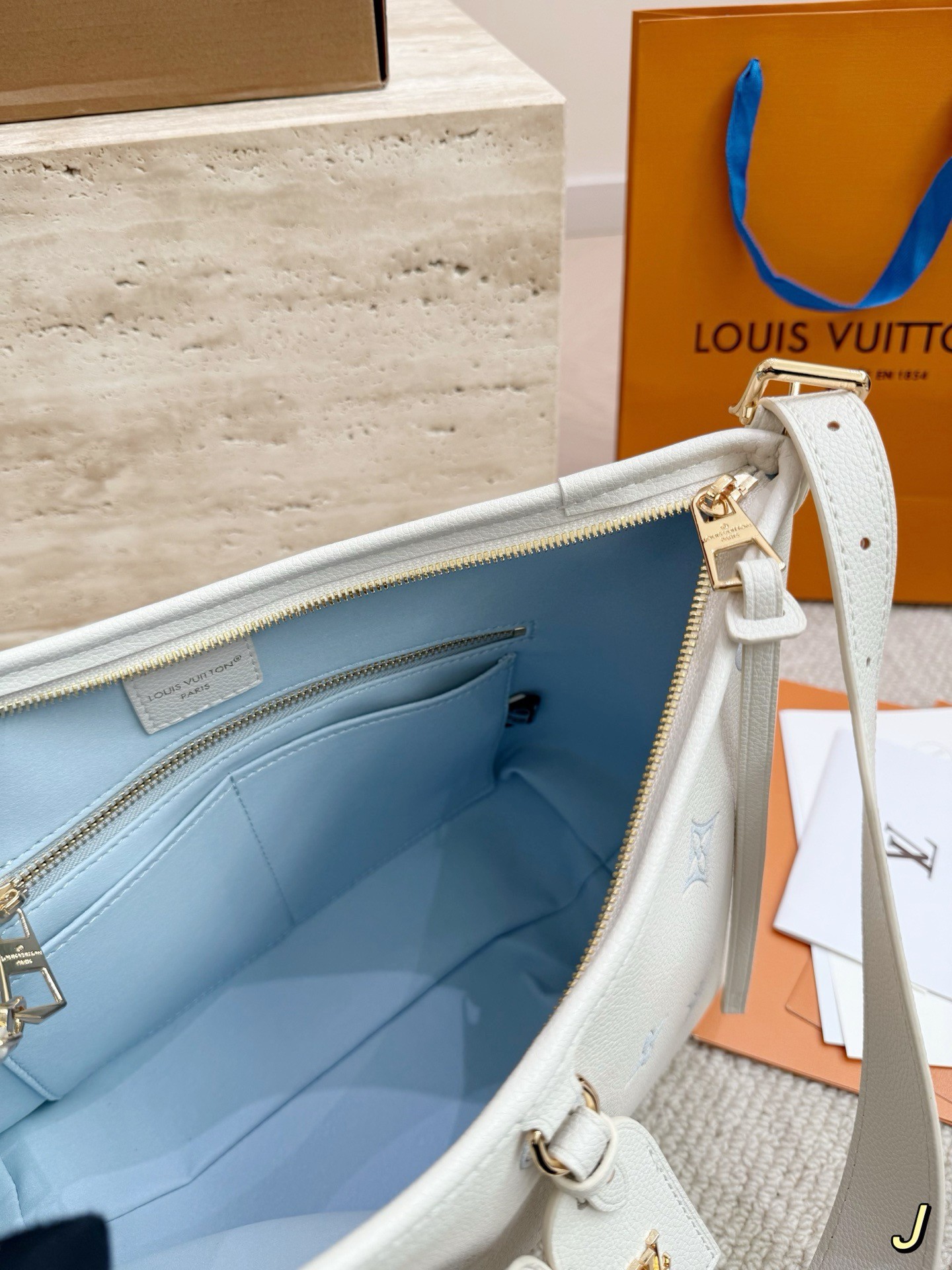 （Louis Vuitton） CarryAll PM