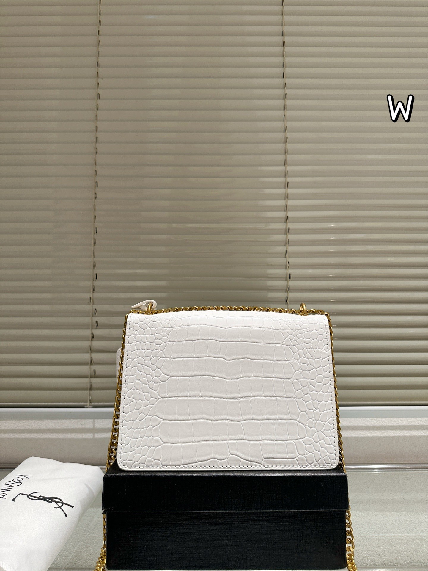 Sac moyen en cuir gaufré crocodile Saint Laurent Sunset