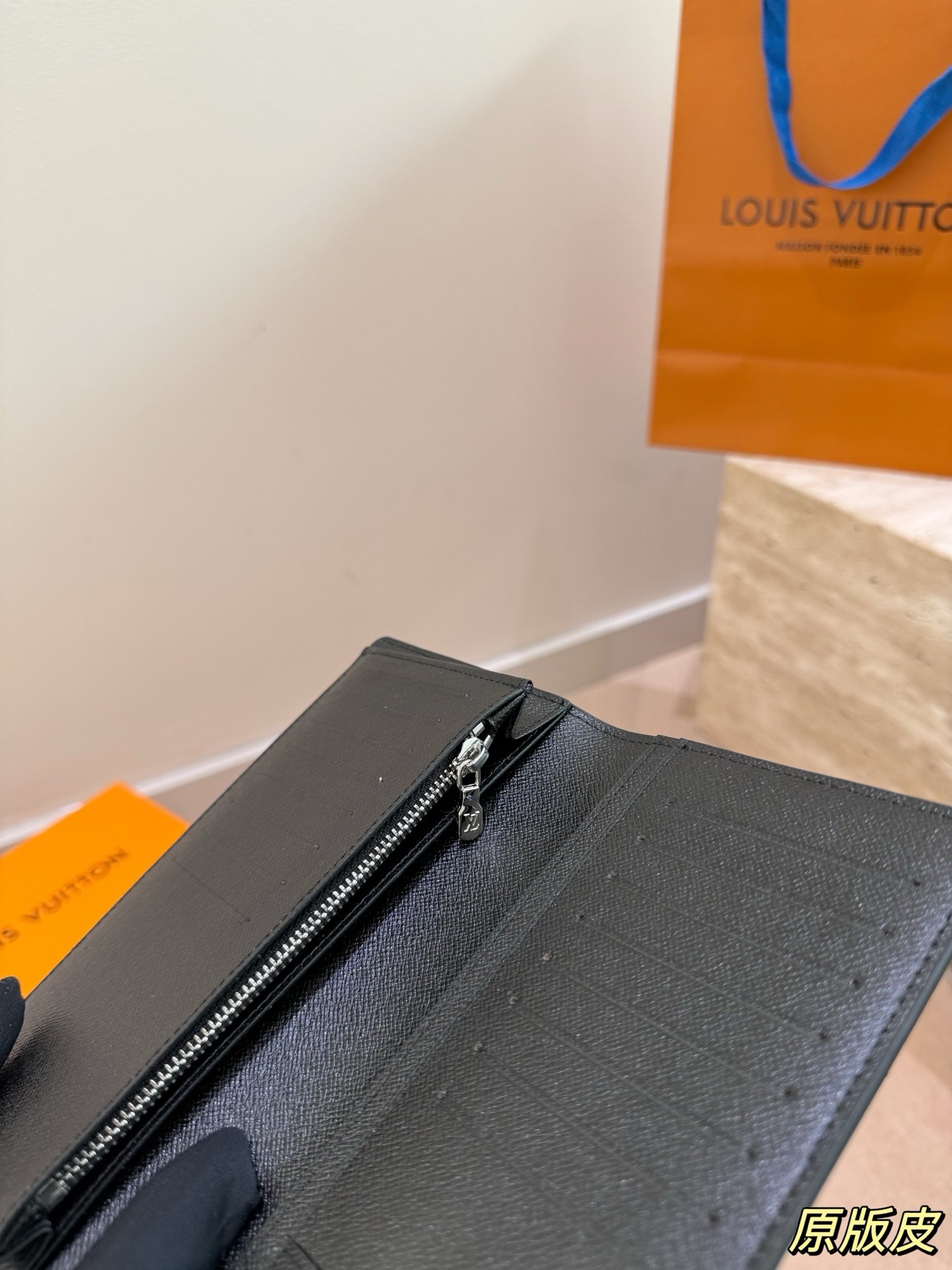 (Louis Vuitton)  Portefeuille Brazza