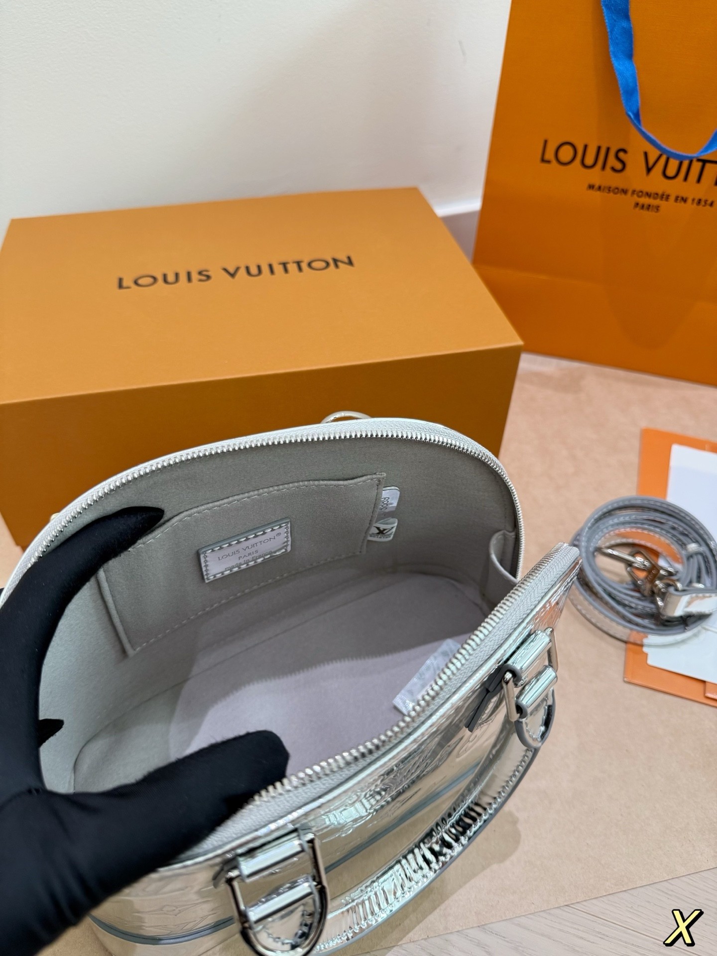 （Louis Vuitton） Alma BB