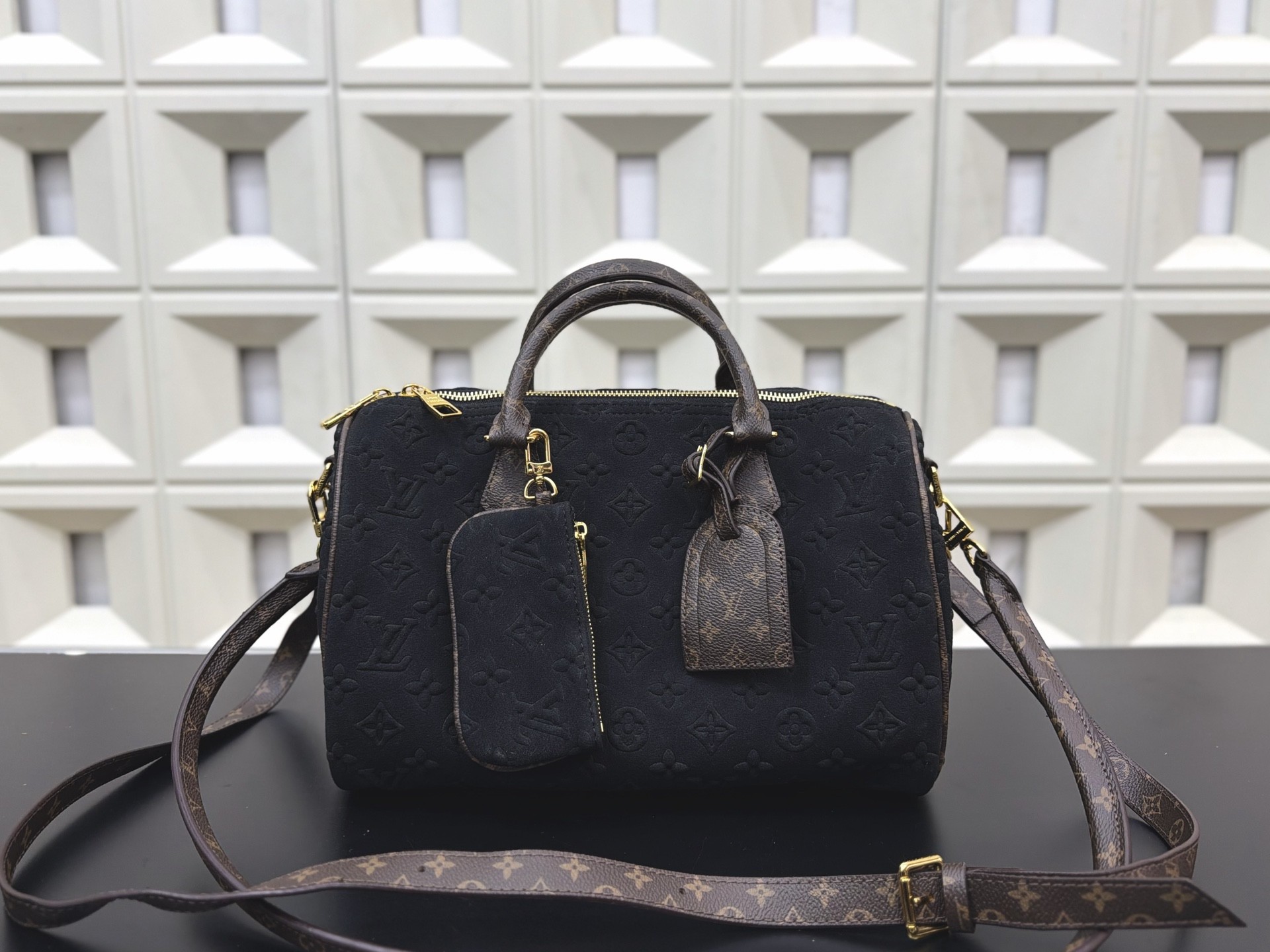(Louis Vuitton) Speedy P9 Bandoulière 40 Handbag