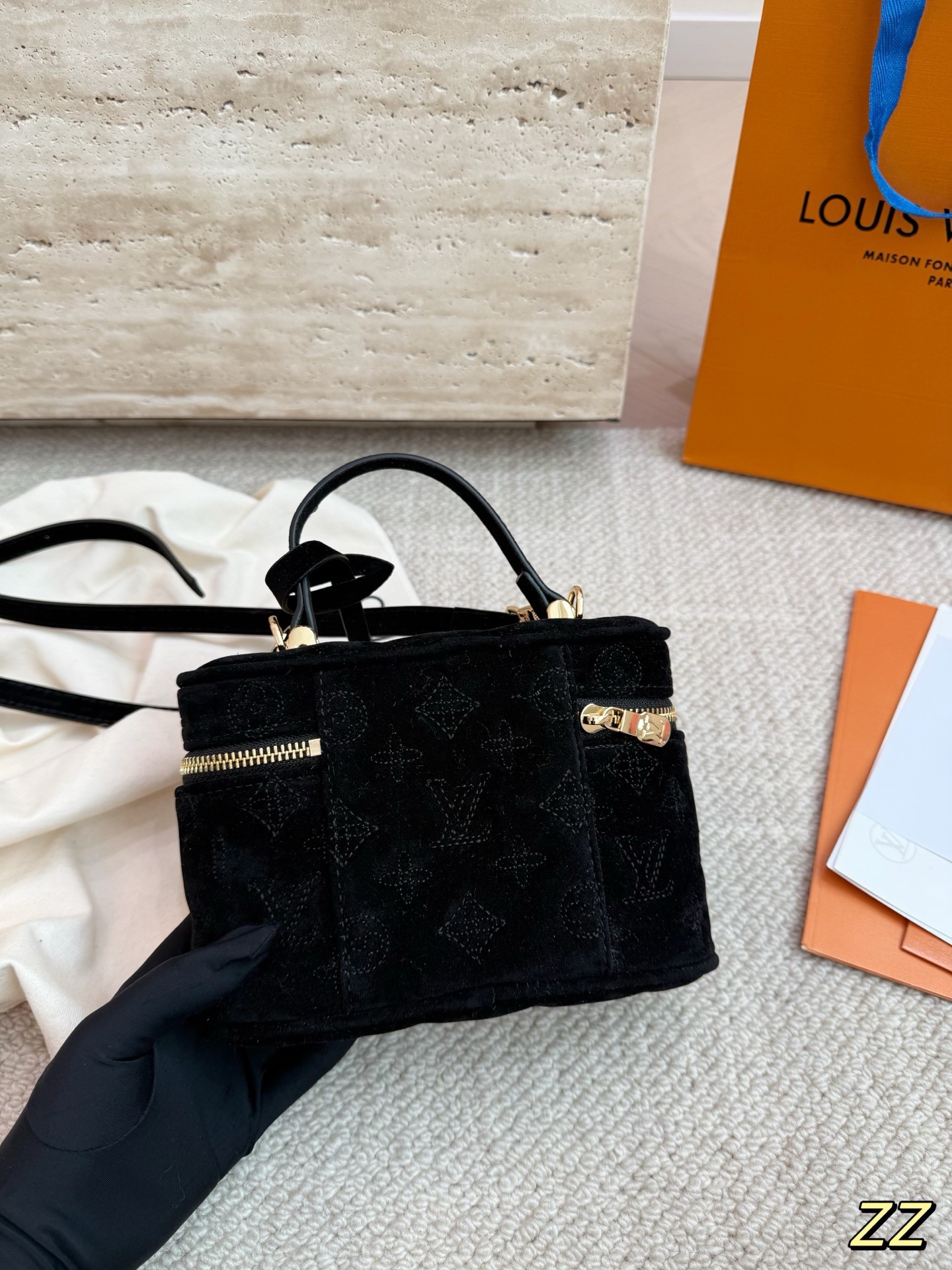 Louis Vuitton   Vanity PM