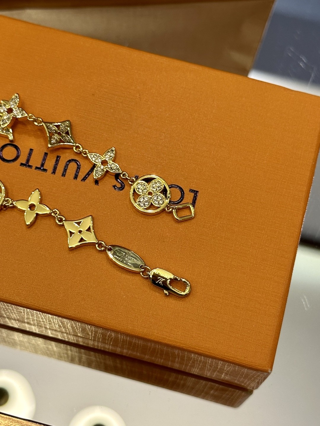 (Louis Vuitton) Bracelet à motif Monogram