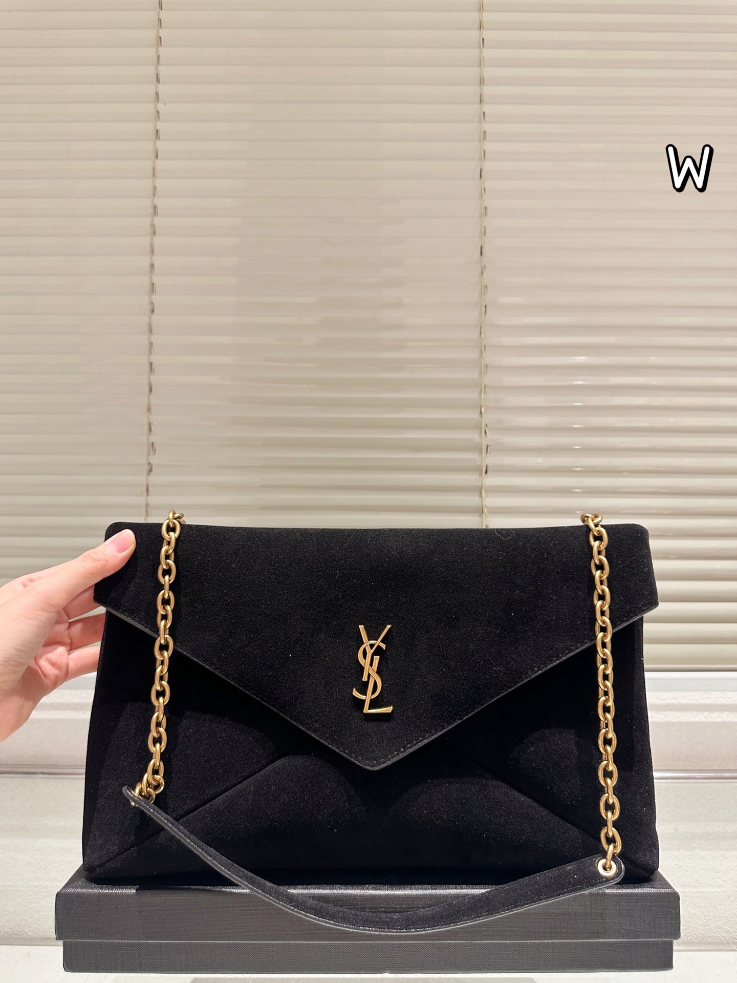 Sac à main en daim à chaîne (Saint Laurent)