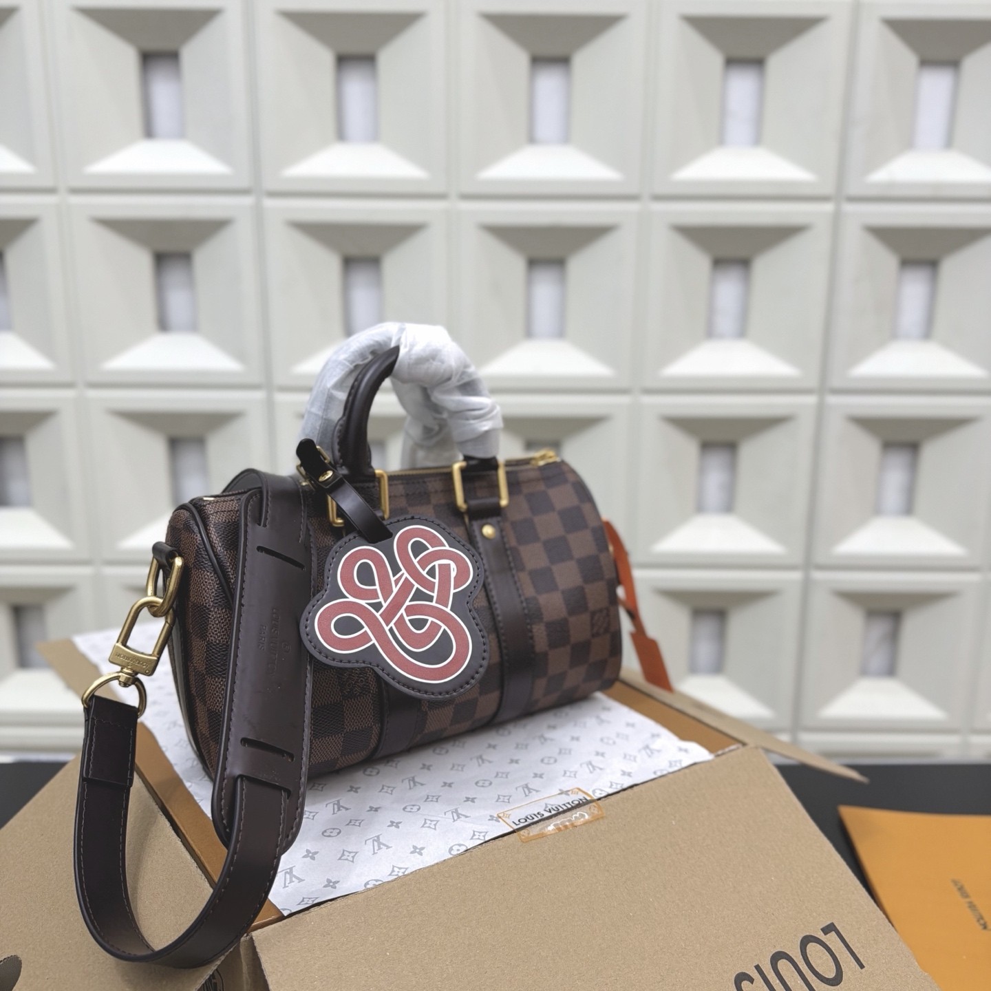 （Louis Vuitton）Damier Ebene