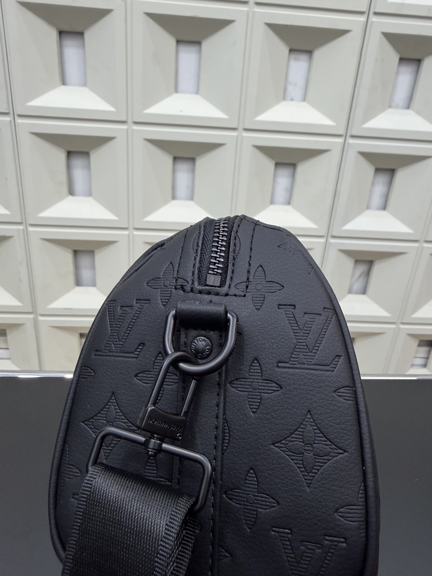 (Louis Vuitton)  City Keepall
