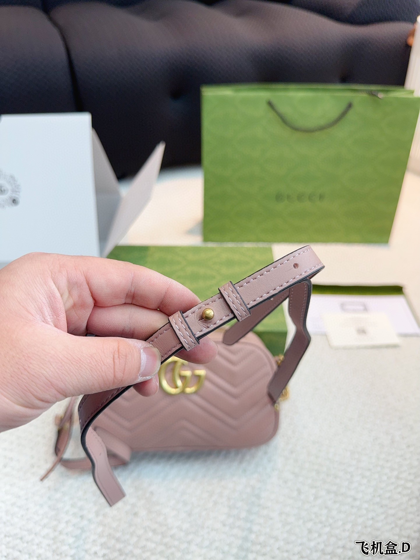 (Gucci) GG Marmont Small Camera Bag