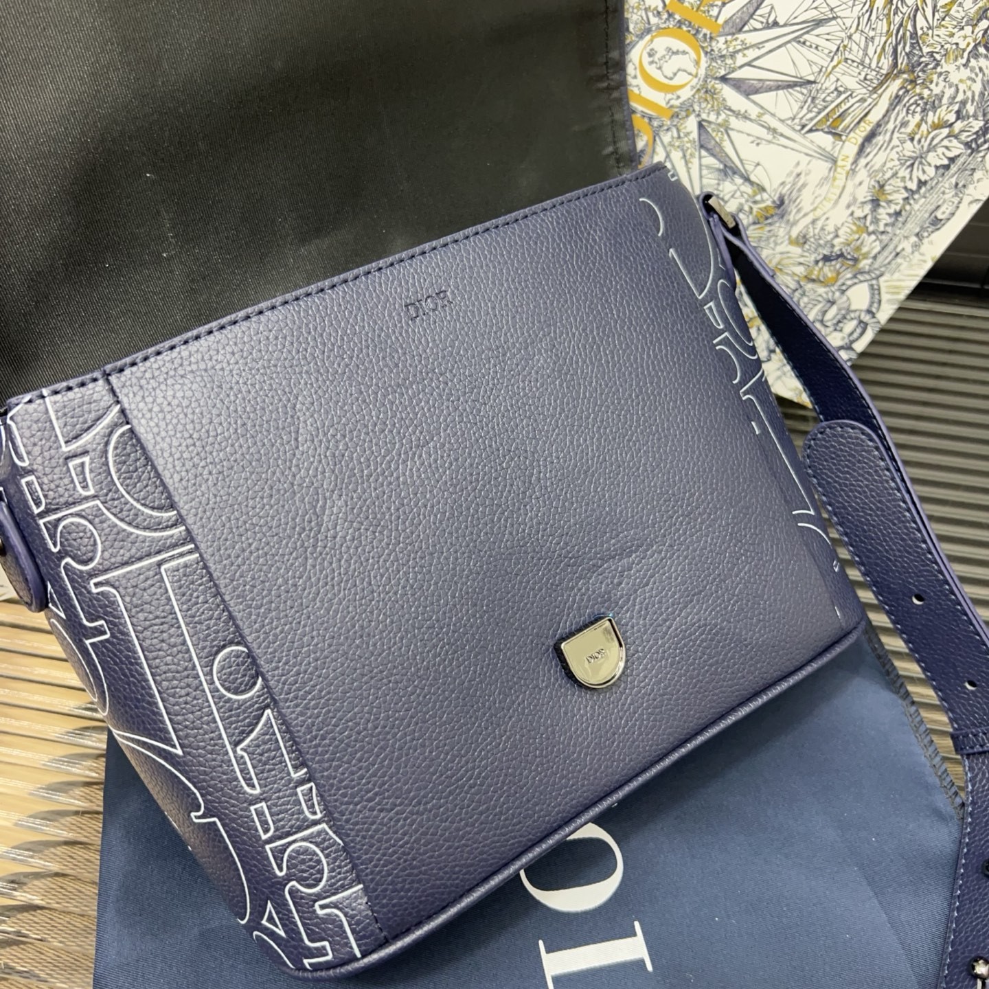 Sac messager à rabat Dior Daily