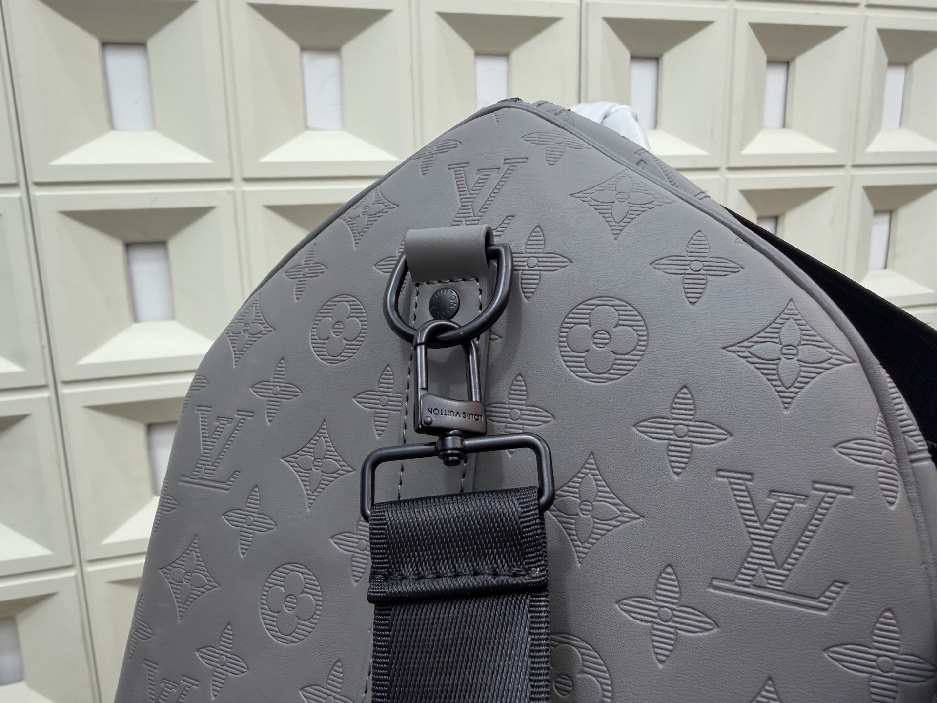 Louis Vuitton  Keepall Bandoulière 50 Monogram Shadow