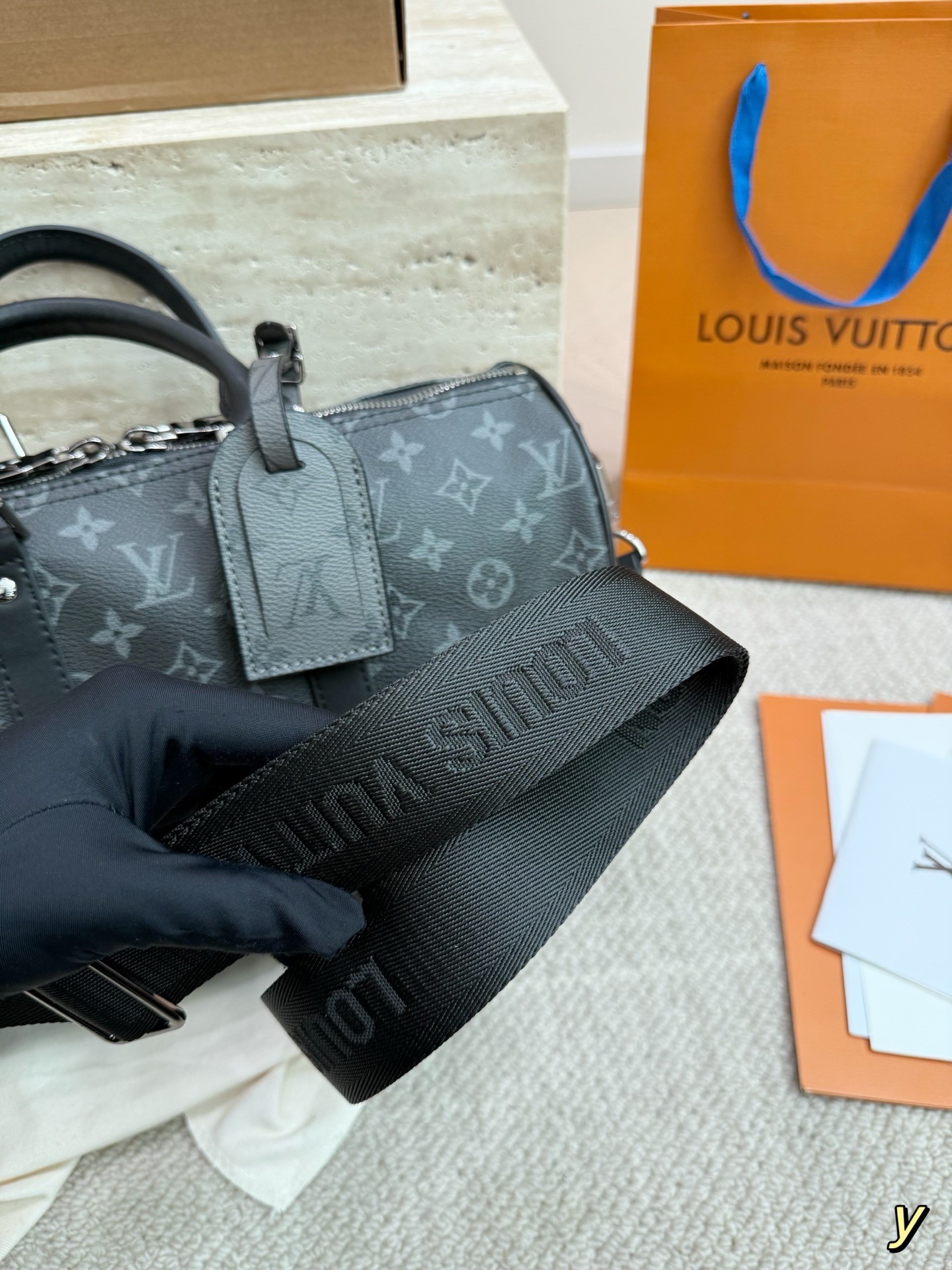 （Louis Vuitton） Keepall Bandoulière 35 Monogram Eclipse
