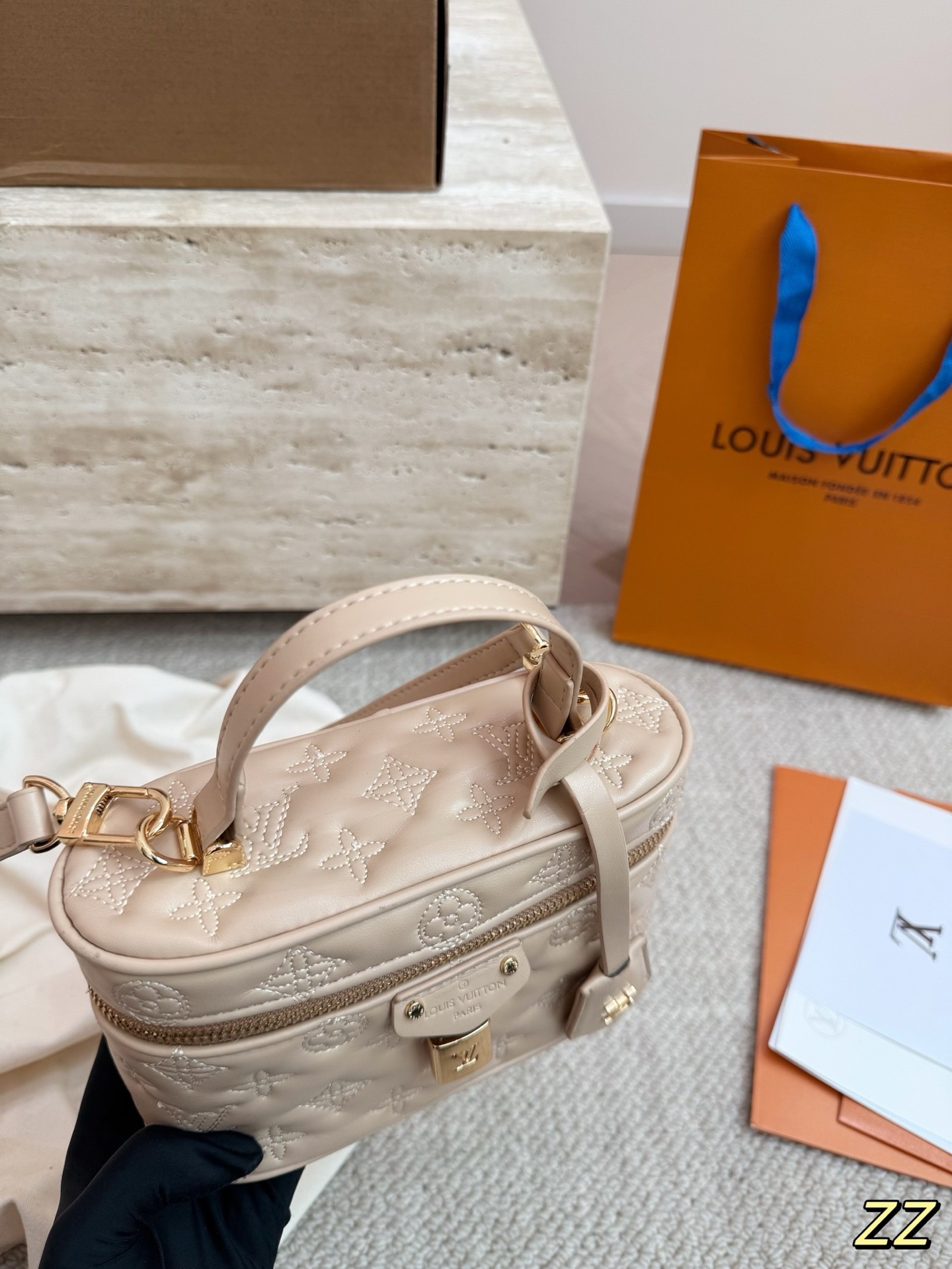 Louis Vuitton） Vanity PM