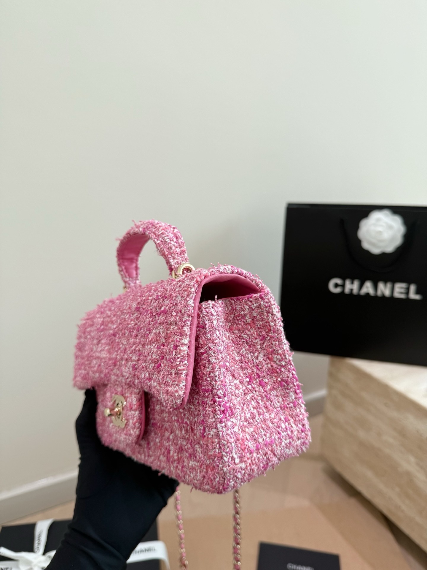 (Chanel) Mini sac à rabat avec poignée en tweed