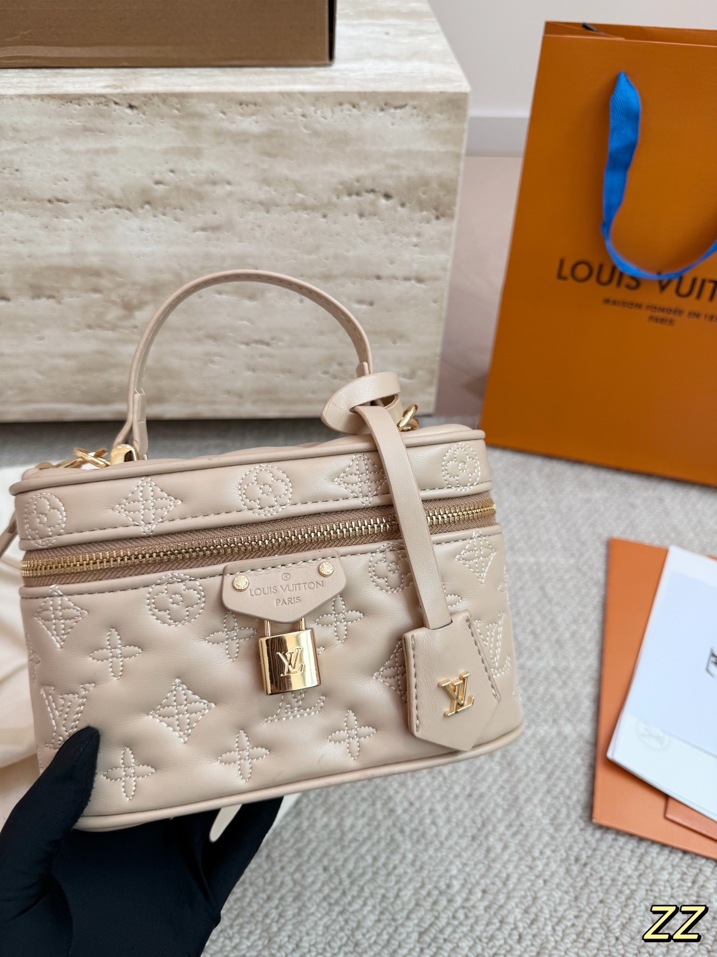 Louis Vuitton） Vanity PM