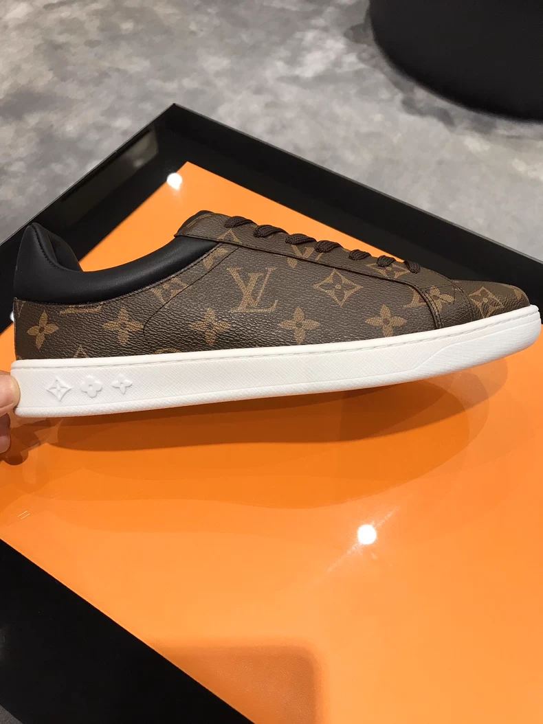 (Louis Vuitton) Luxembourg sneakers