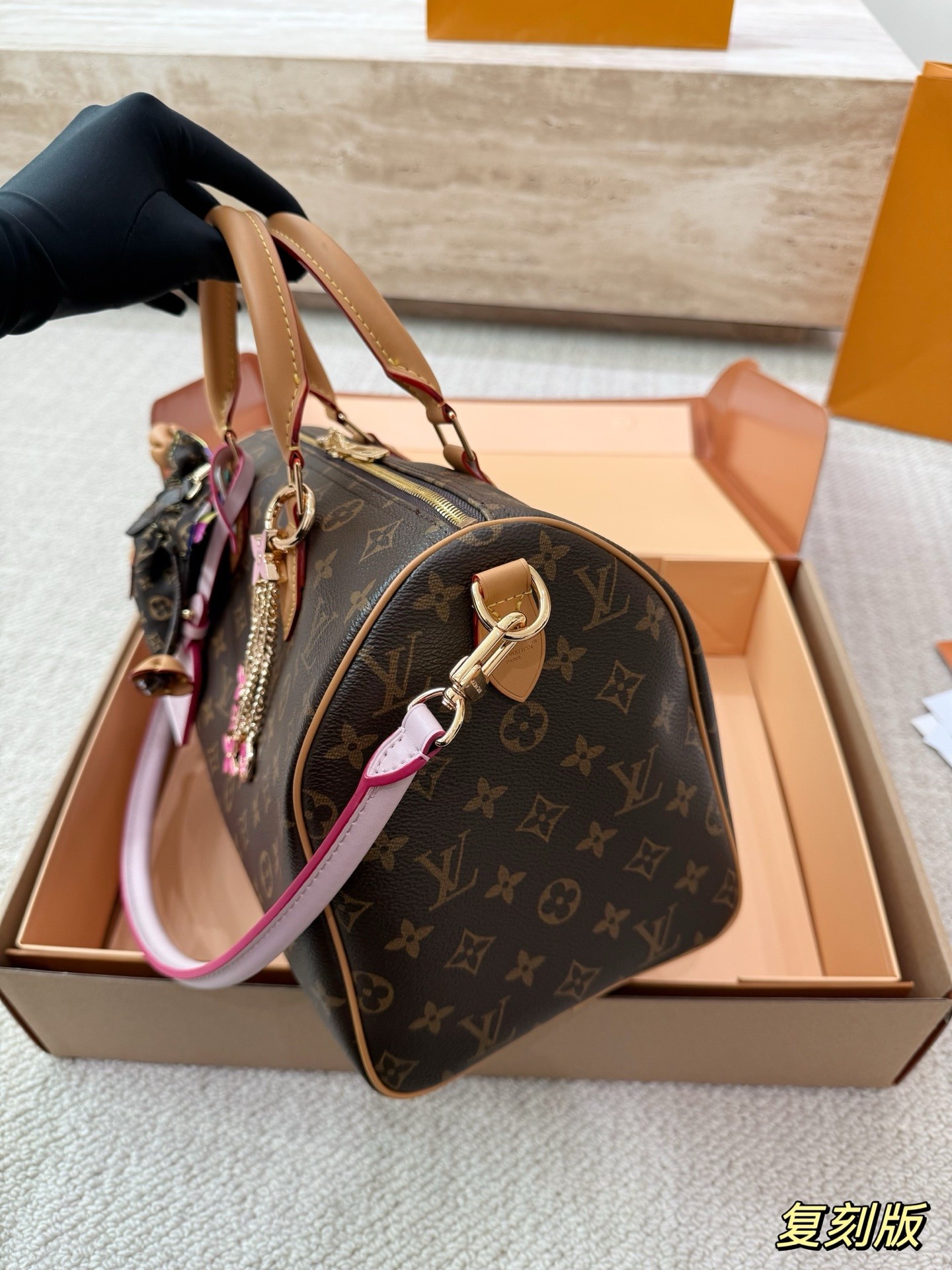 Louis Vuitton Speedy