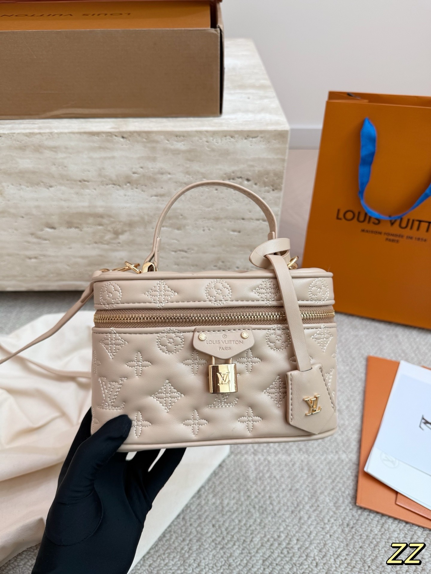 Louis Vuitton） Vanity PM