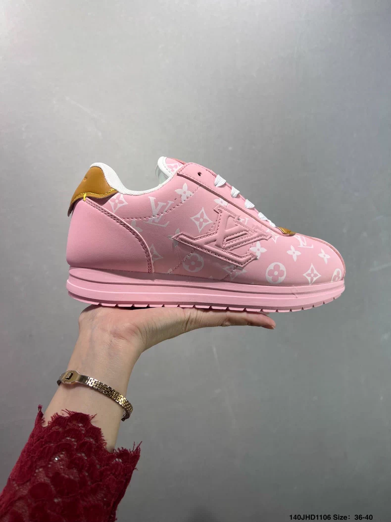 (Louis Vuitton) has launched the LV Buttersoft sneakers.