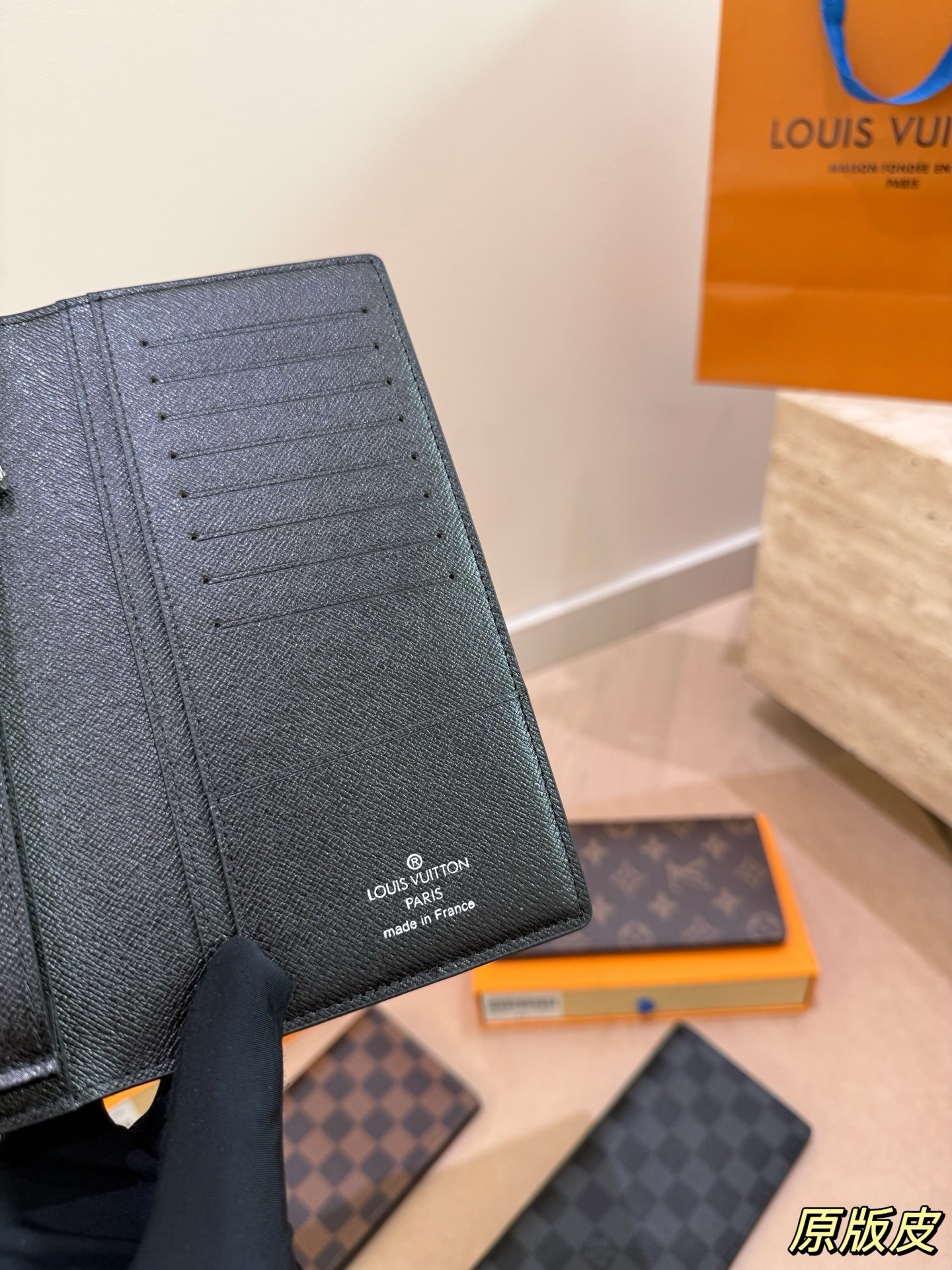 (Louis Vuitton)  Portefeuille Brazza