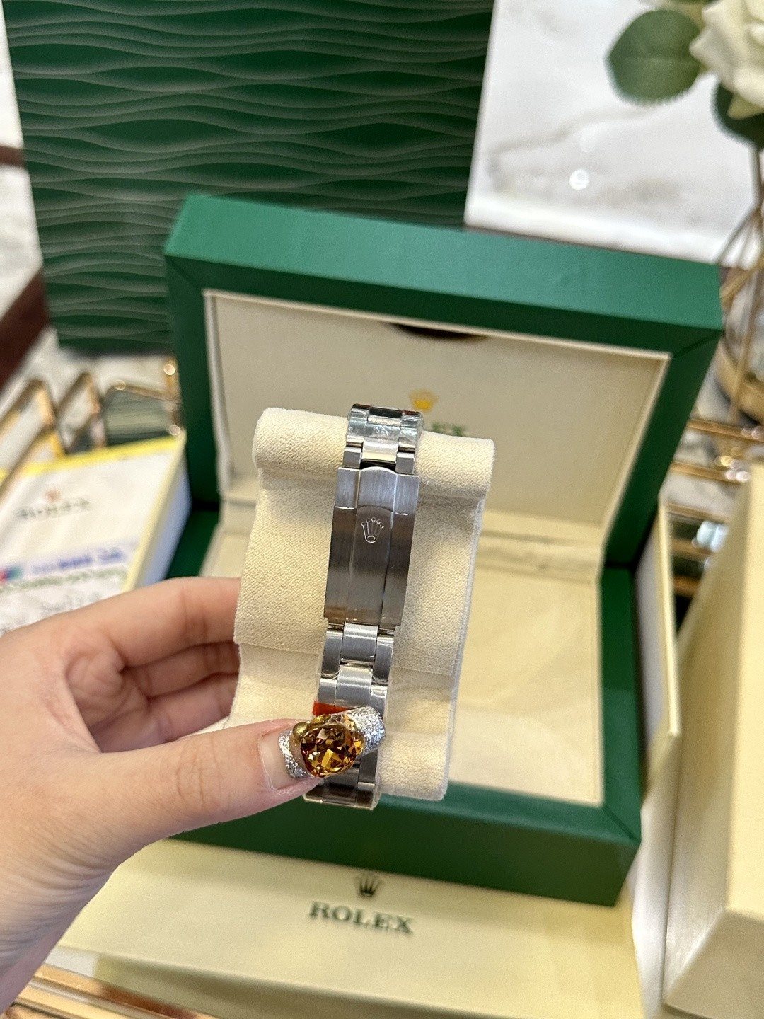 Rolex Oyster Perpetual 31mm Watch