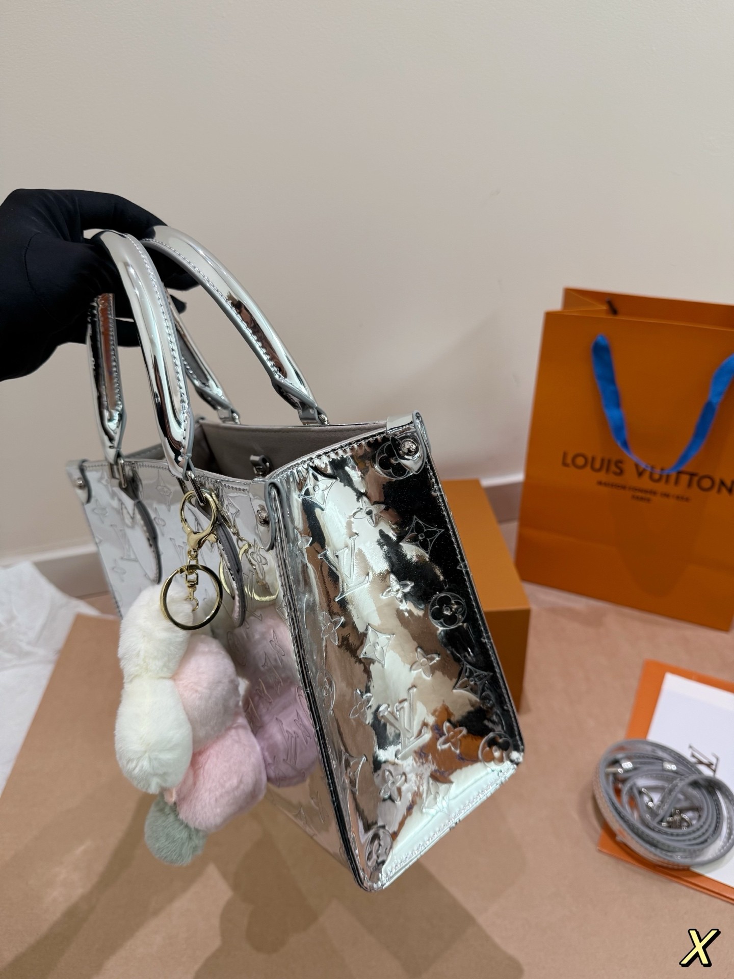 （Louis Vuitton） LV Ski OnTheGo PM
