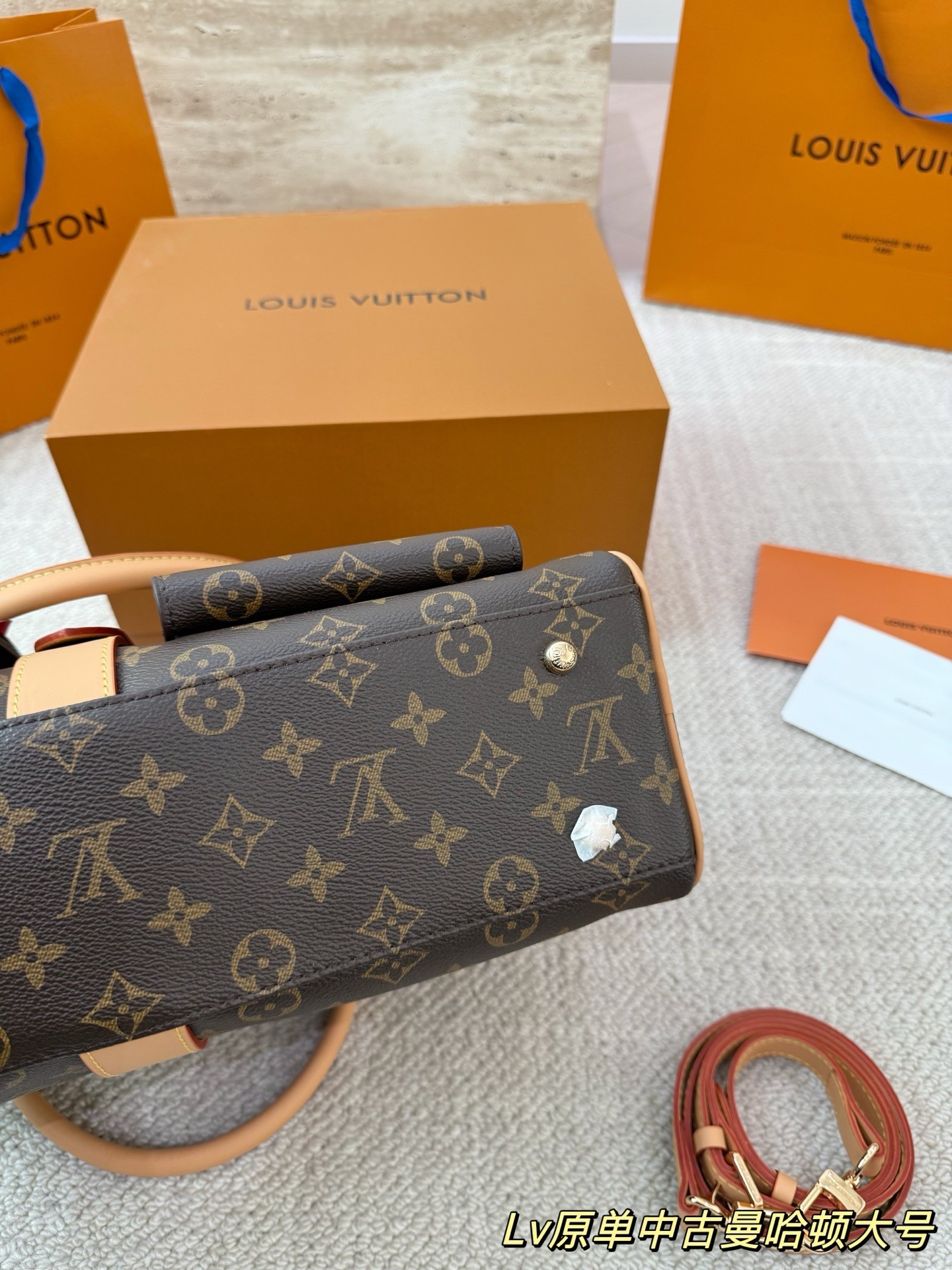 （Louis Vuitton）Monogram Manhattan GM