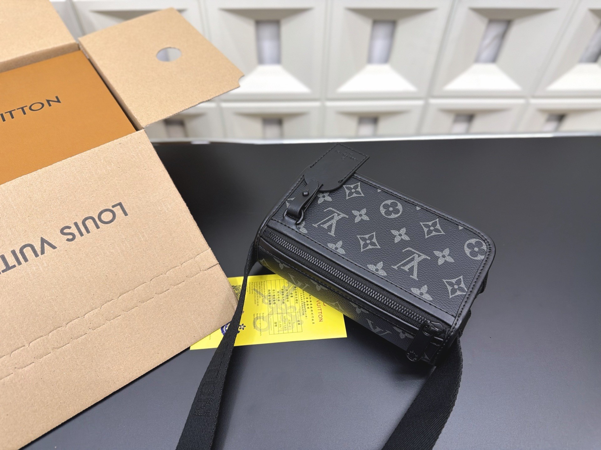 （Louis Vuitton）Bosphore