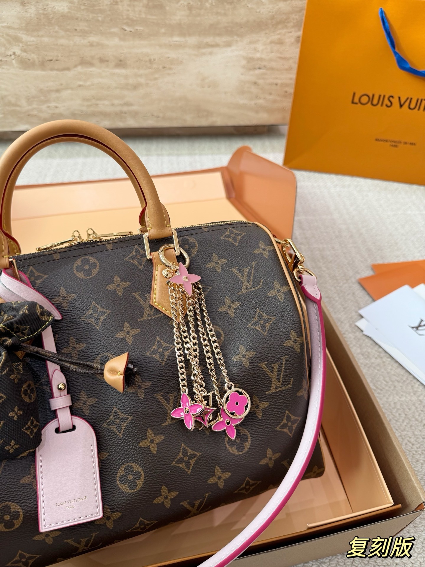 Louis Vuitton Speedy