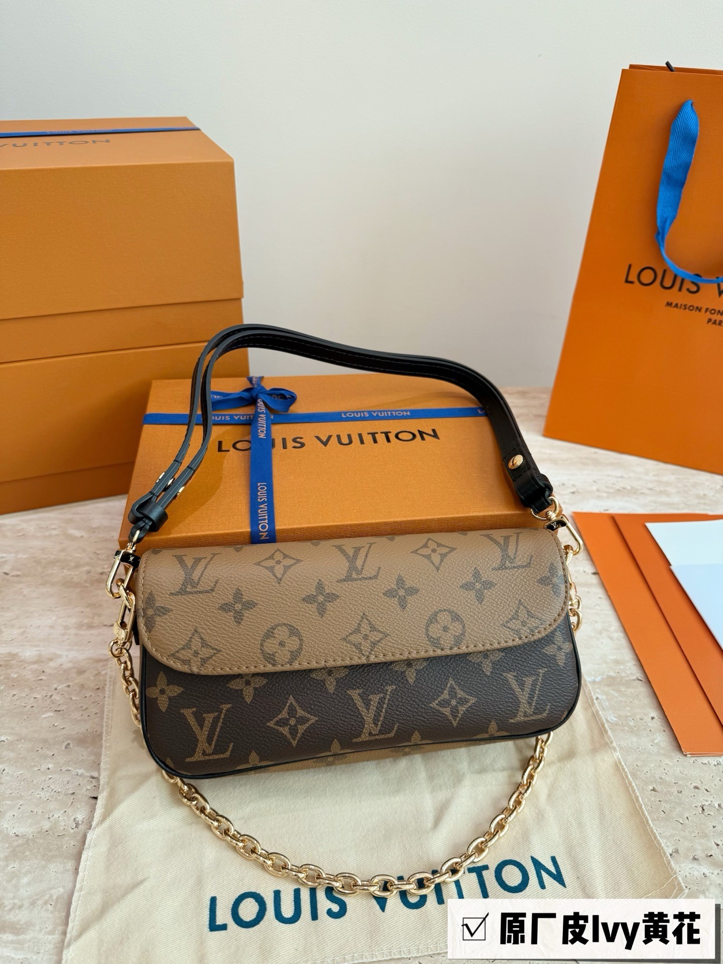 （Louis Vuitton） Wallet on Chain Ivy