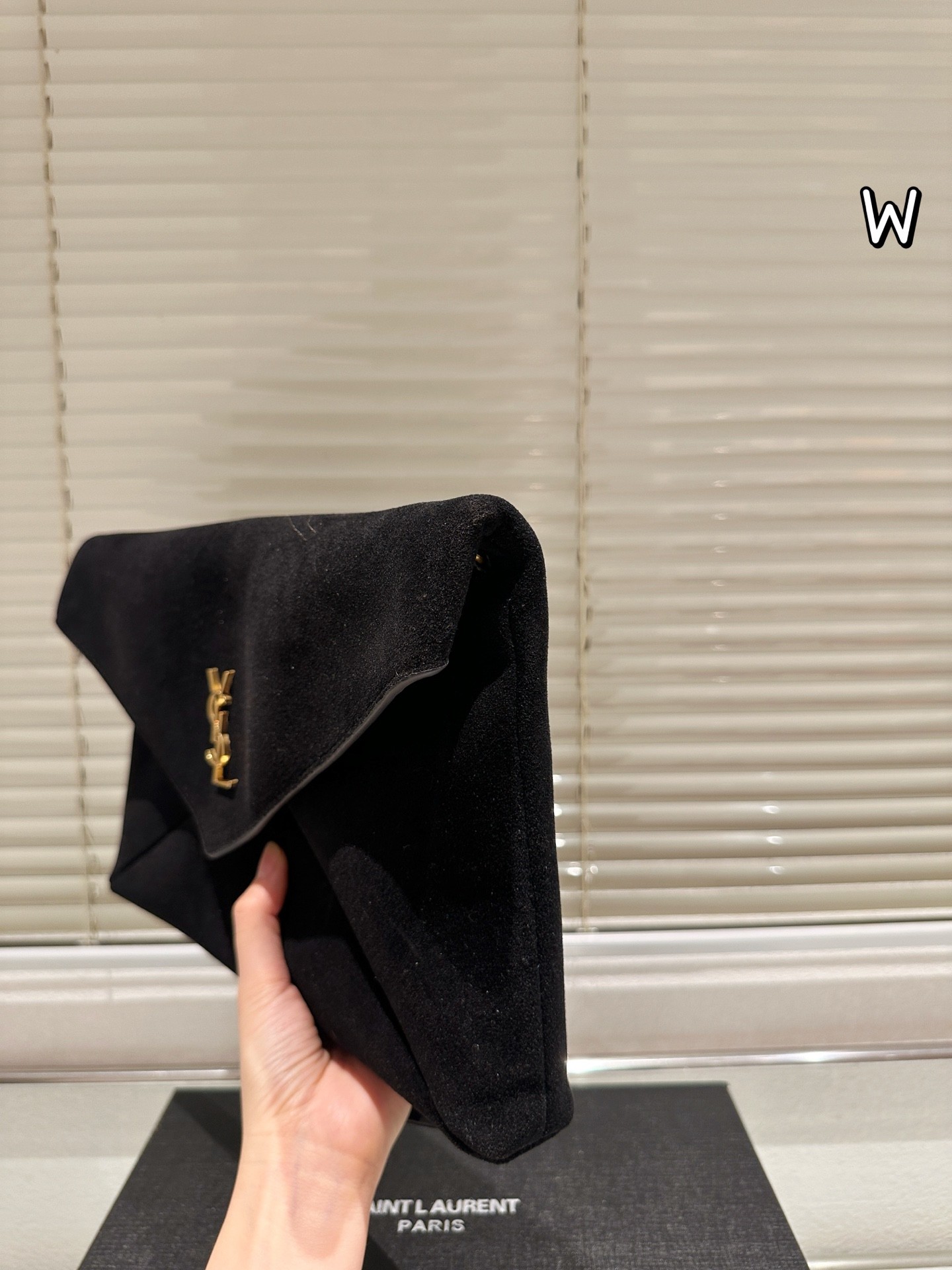 Sac à main en daim à chaîne (Saint Laurent)