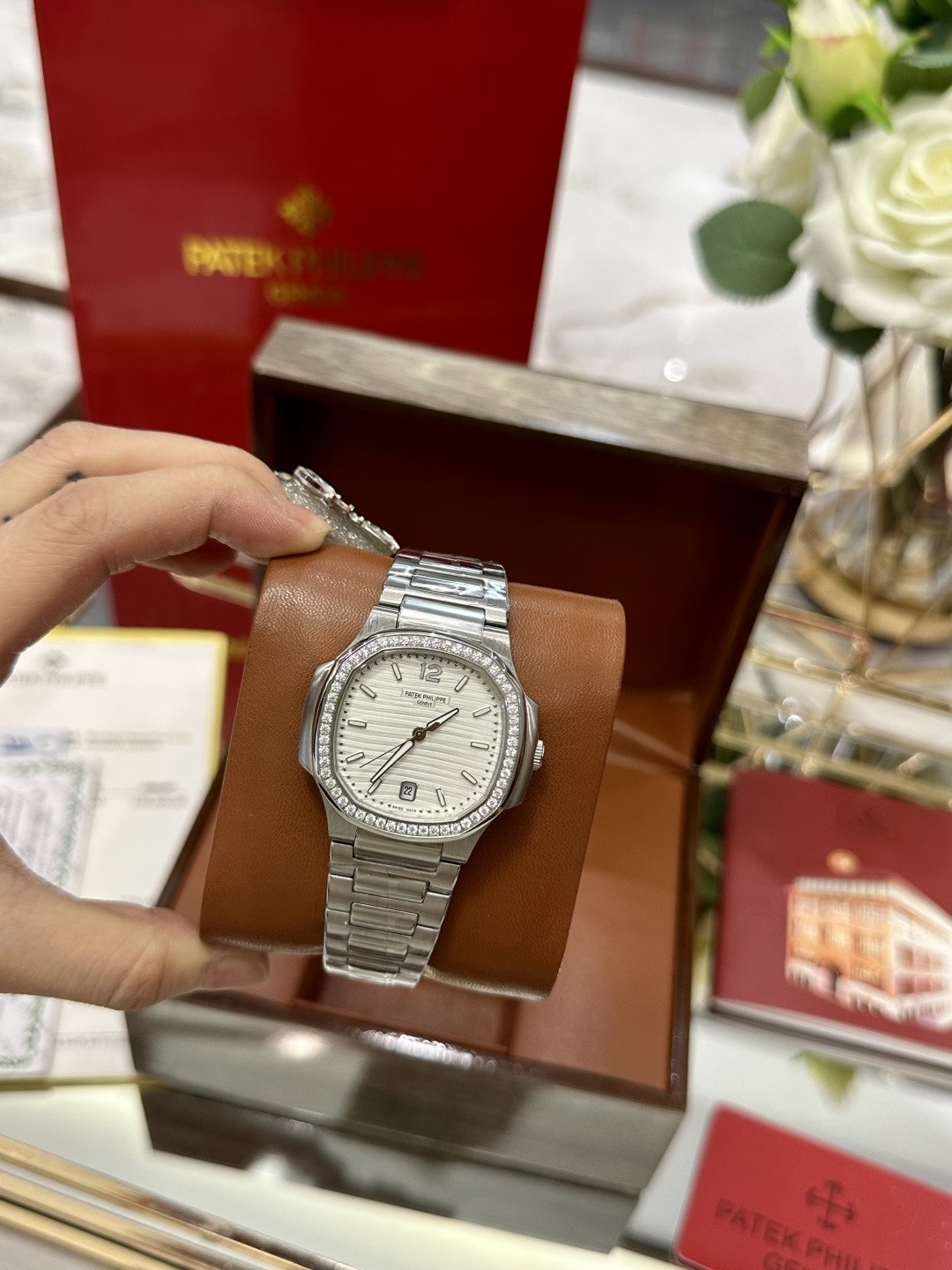 Patek Philippe Nautilus Ladies Automatic Watch