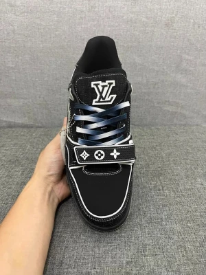 (Louis Vuitton) LV Trainer Sneakers