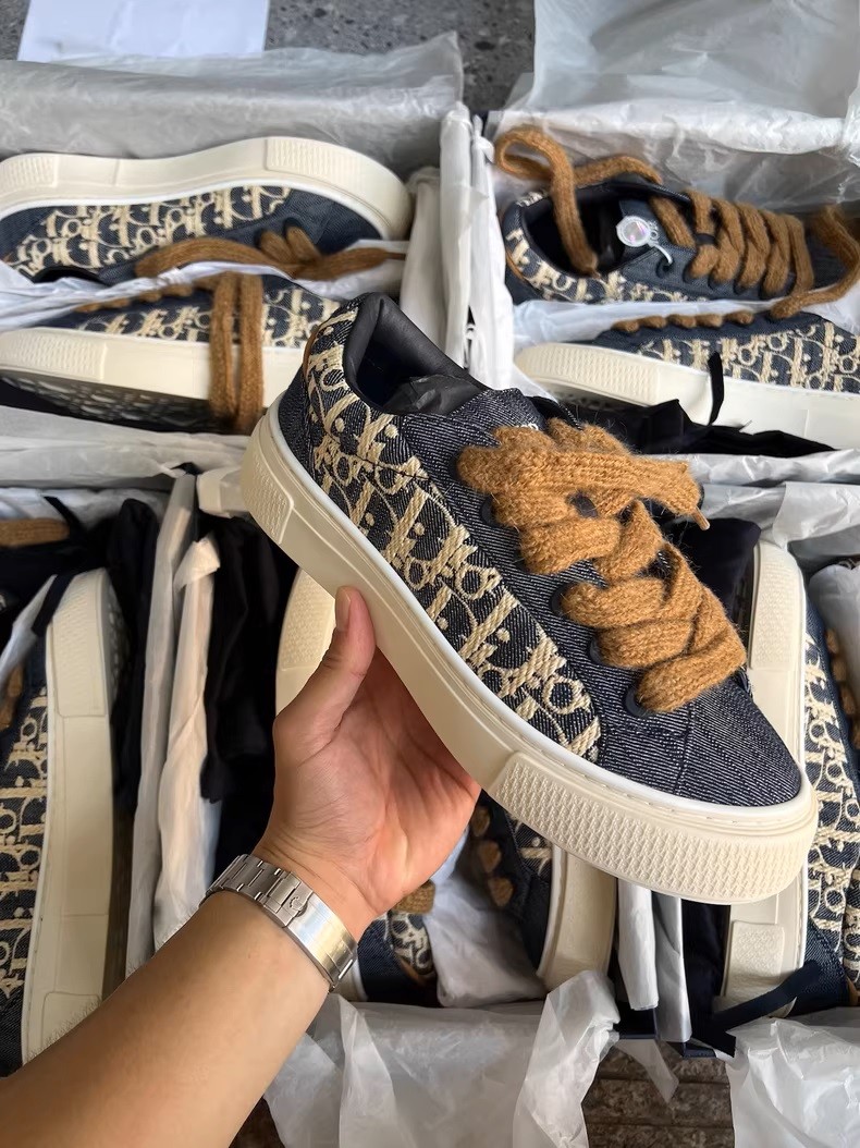 Dior B33 Spin Low-Top Sneakers.