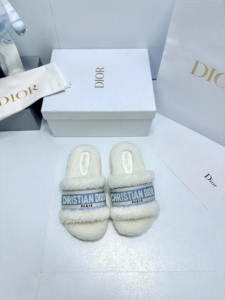 Dior's Dway Shearling Slippers