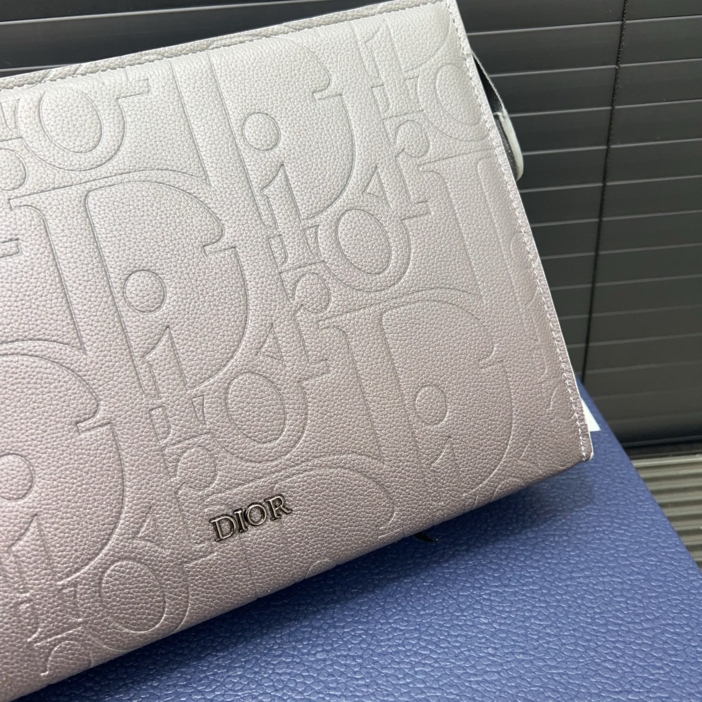 Pochette triangulaire Dior A5